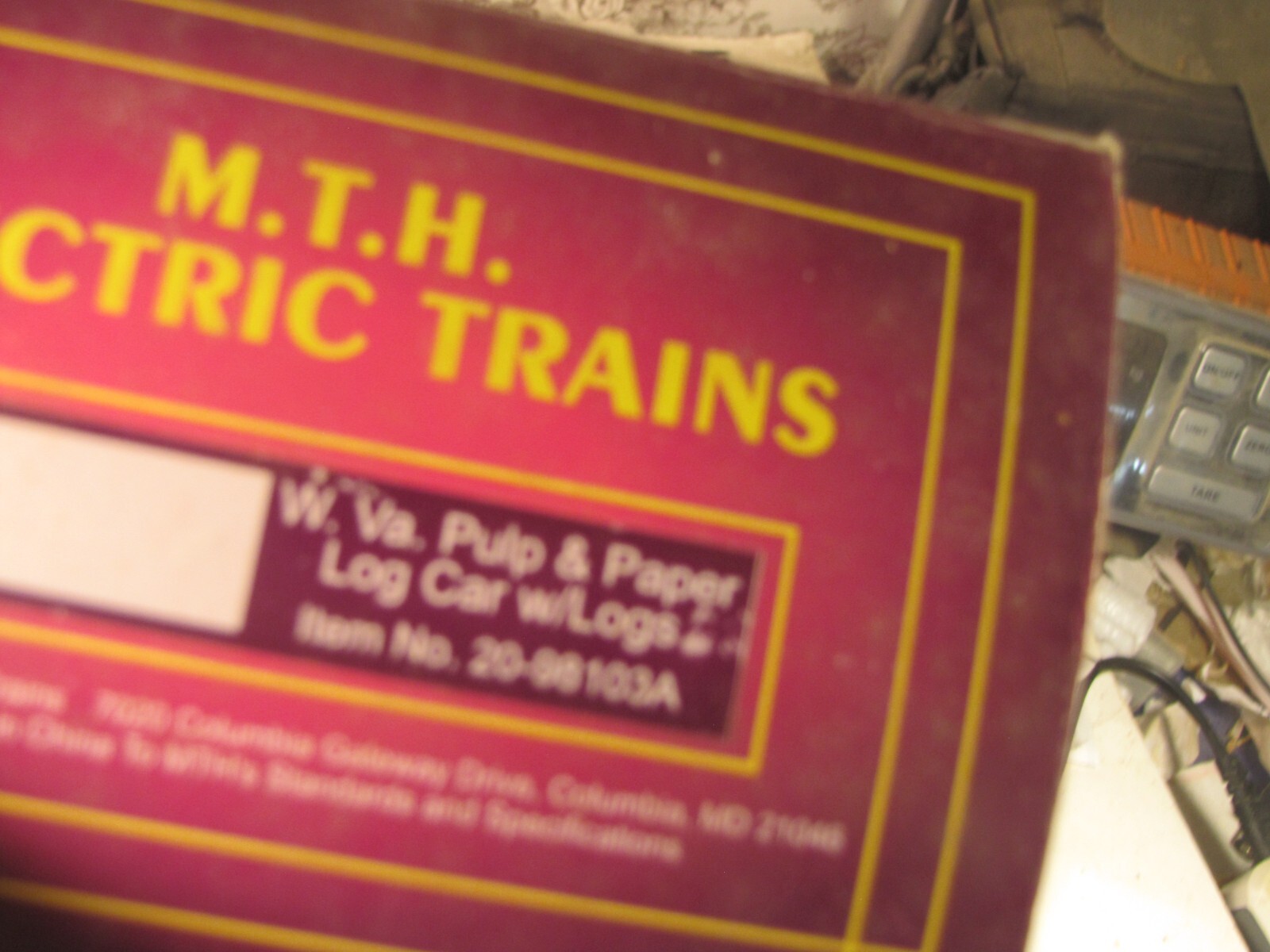 MTh 20-98103A Pulp & Paper W VA Log Car with logs and Box