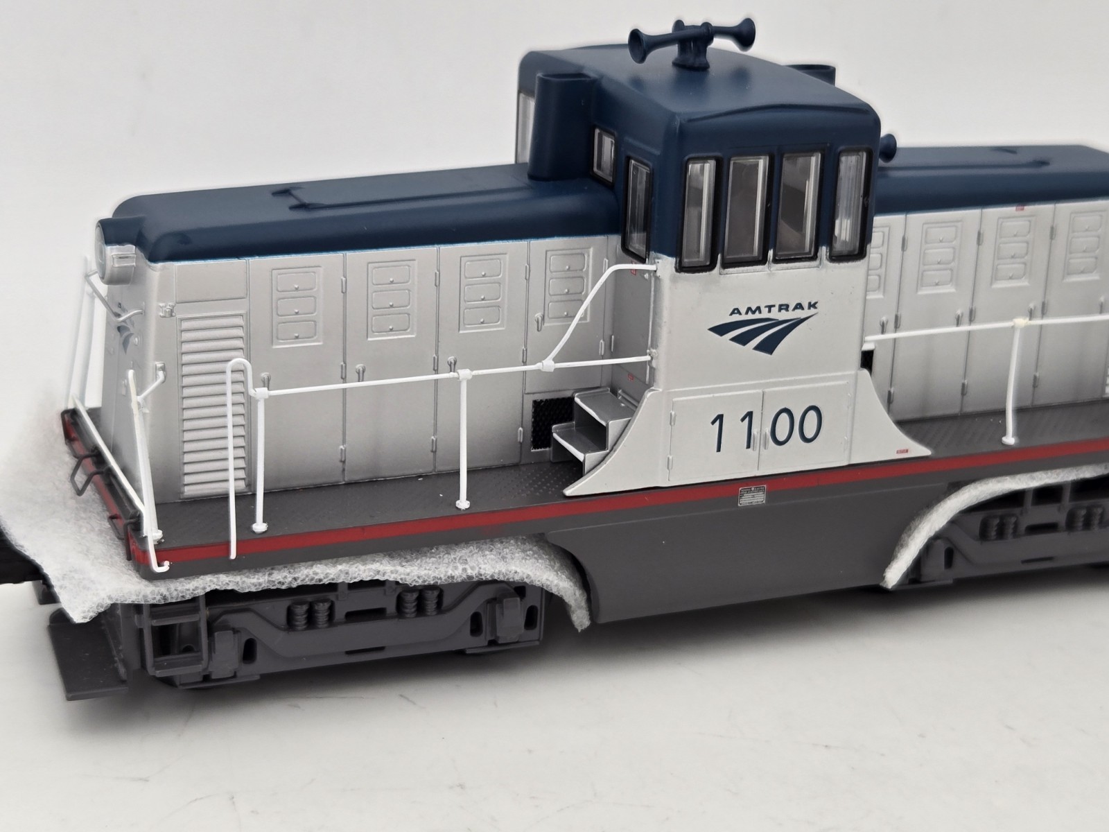 MTH 20-20775-1 Amtrak 44 Ton Phase 1c Diesel Engine – Proto 3.0 – NEW – VIDEO