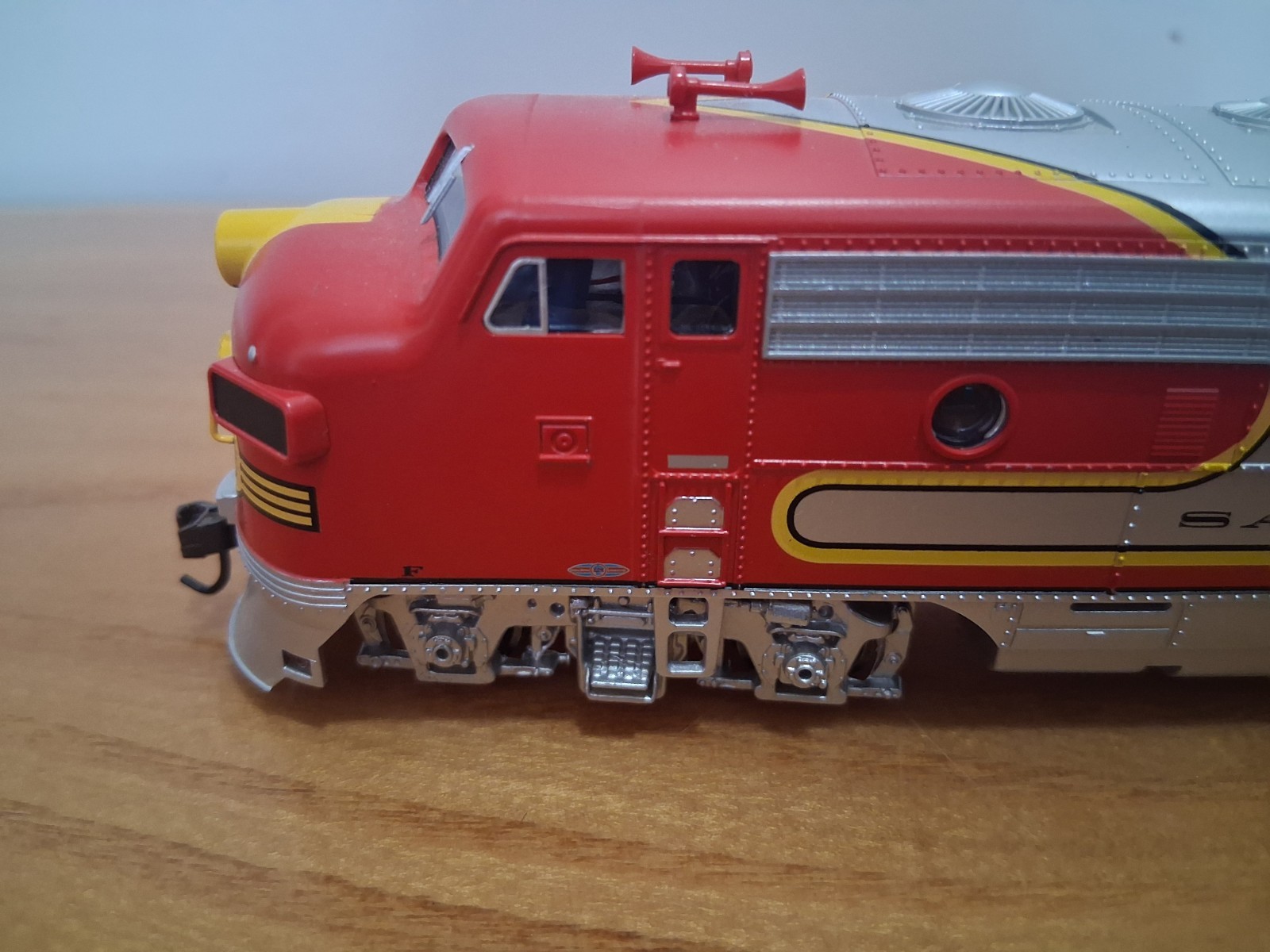 Bachmann HO 64301 & 64401 F7 A&B Units Santa Fe Locomotives DCC Equipped Used.