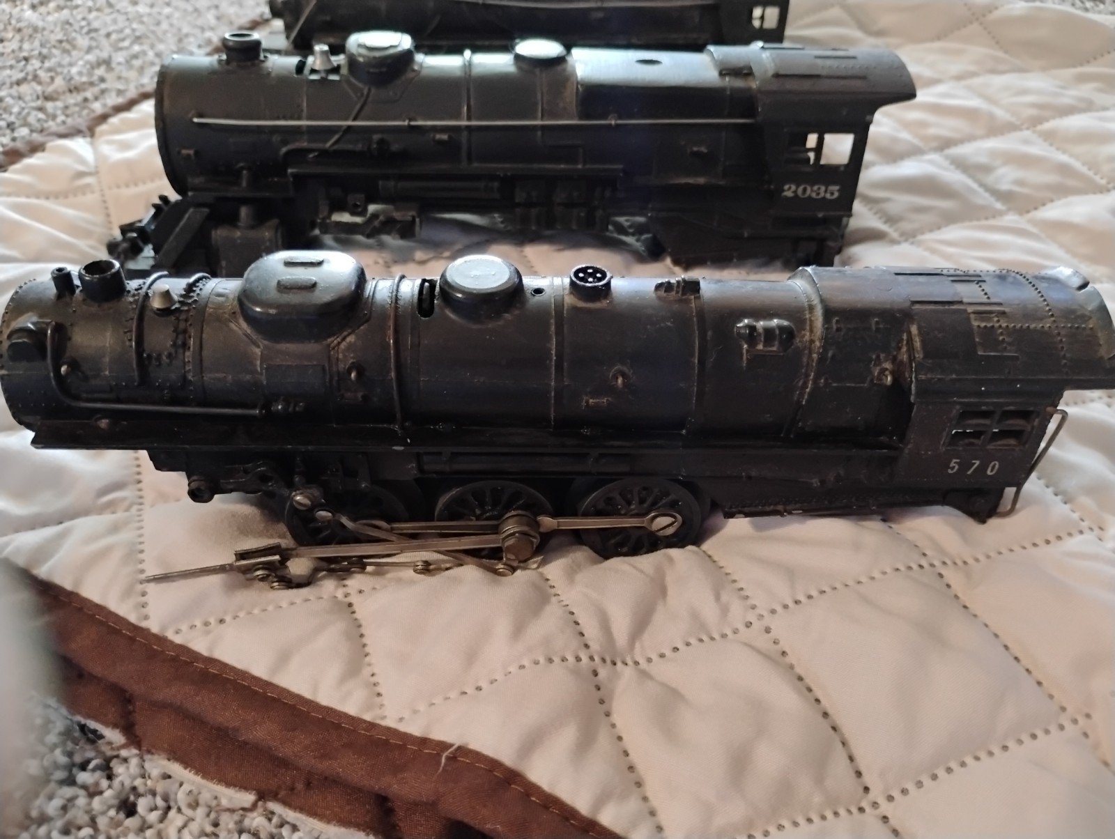 LOT OF 6 LIONEL STEAM LOCOMOTIVE SHELLS