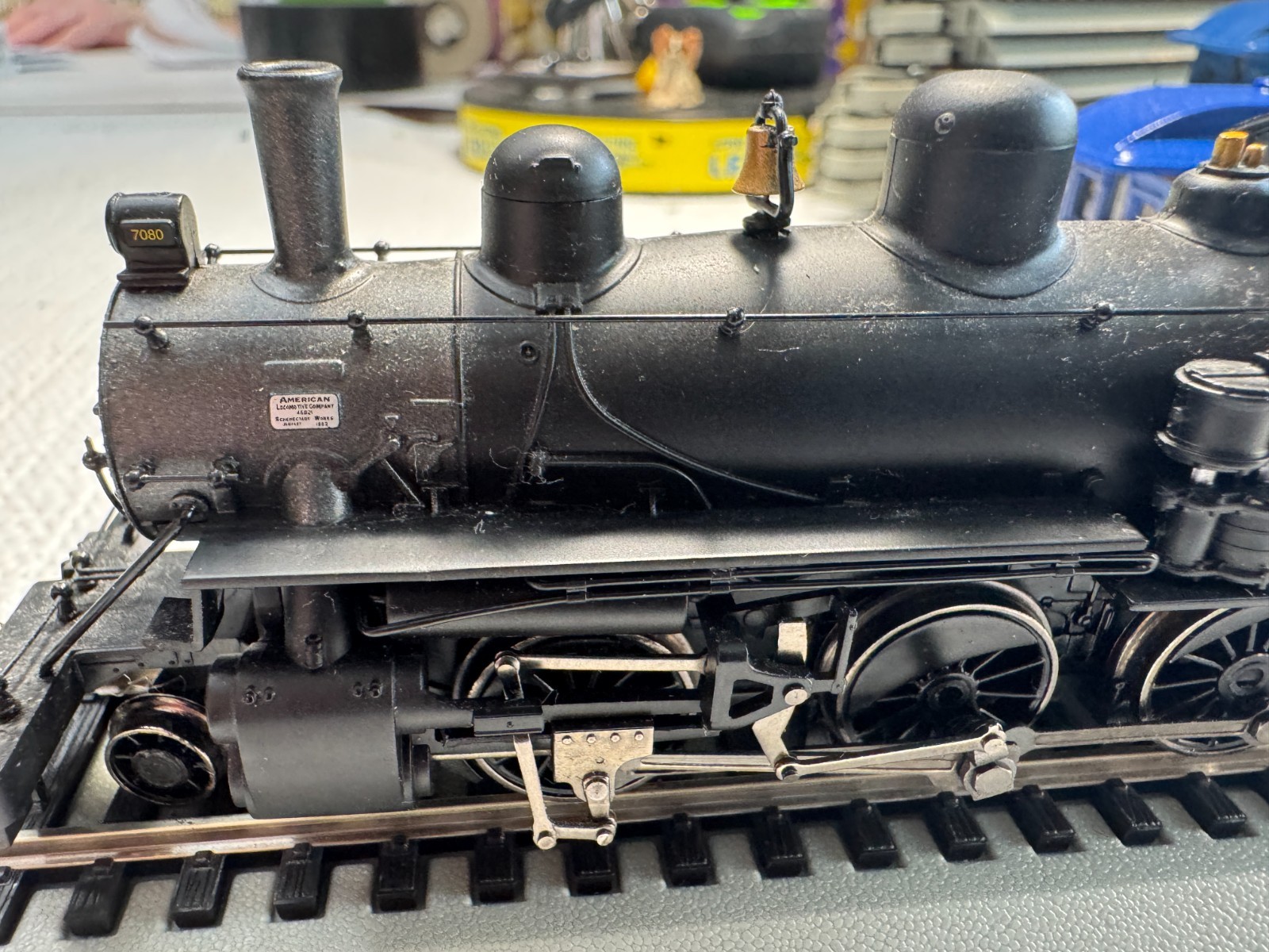🚂 HO BACHMANN CUSTOM PAINTED ALASKA PASSENGER SET, TRACK,DCC CONTOLLER 💥 H4005