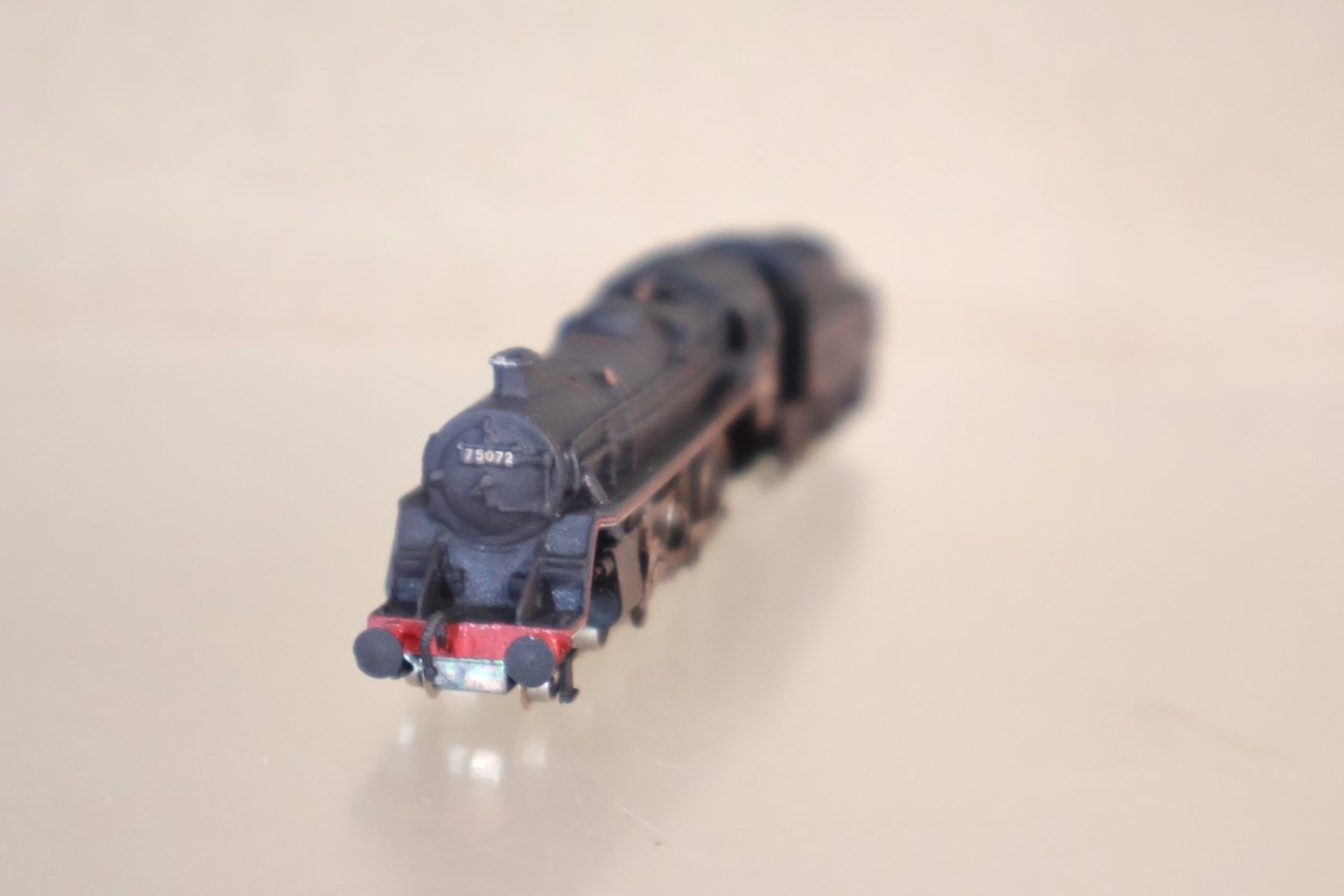 GRAHAM FARISH LANGLEY REPAIR WEATHERED BR 4-6-0 STANDARD CLASS 4MT LOCO 75072 on