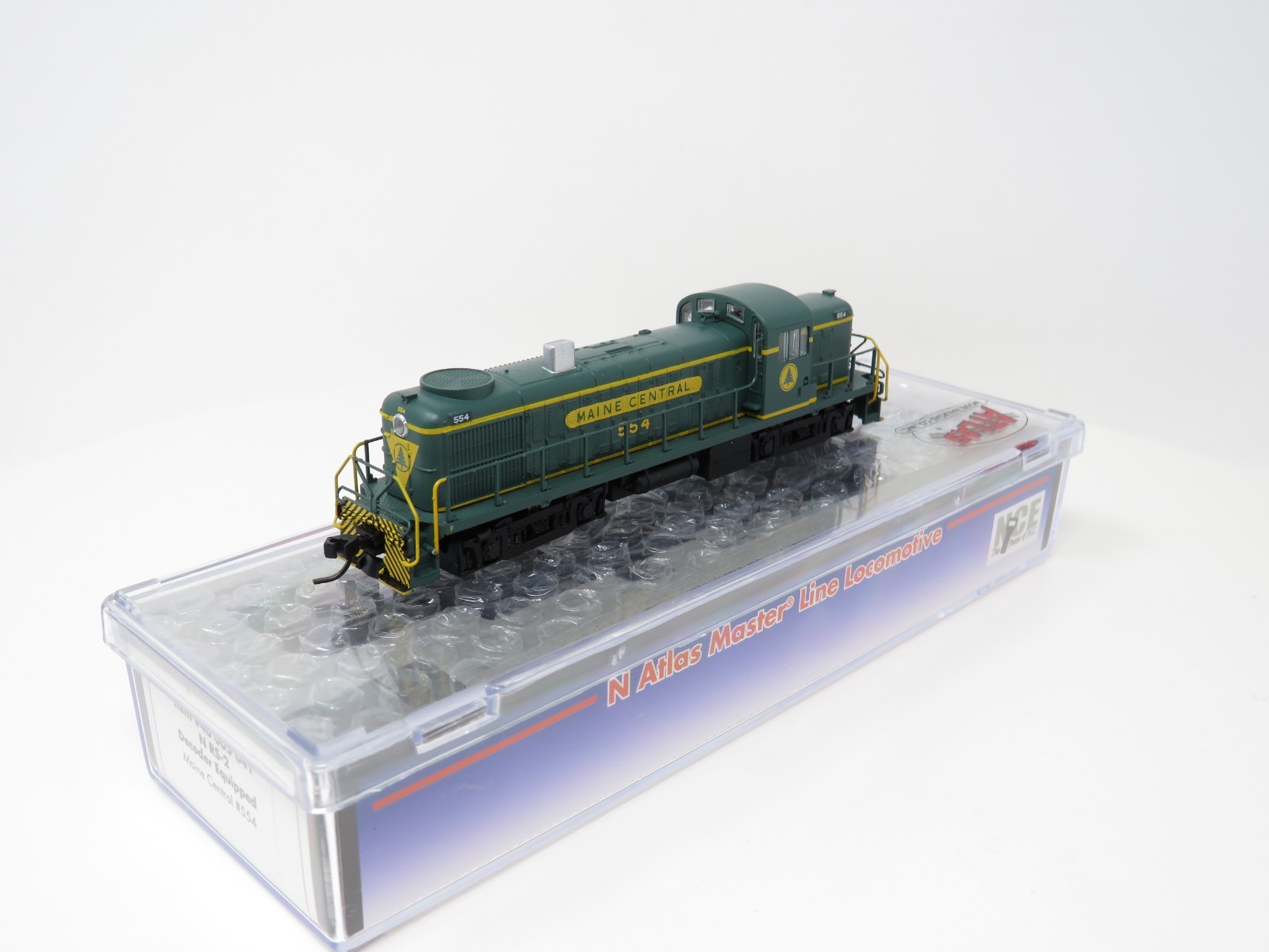 Atlas N 40005041 DCC Maine Central MEC #554 RS-2 Diesel Switcher Locomotive
