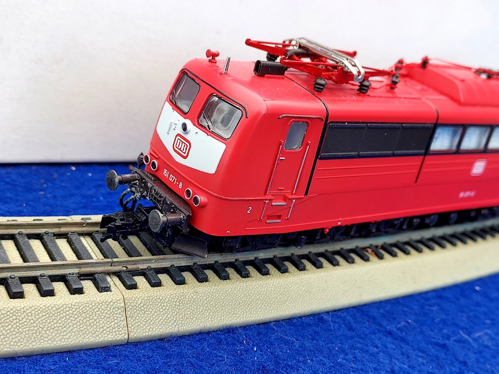 Roco H0 DB BR 151 071-8, Heavy Freight E-Lok in Traffic Red #43380 , Mint