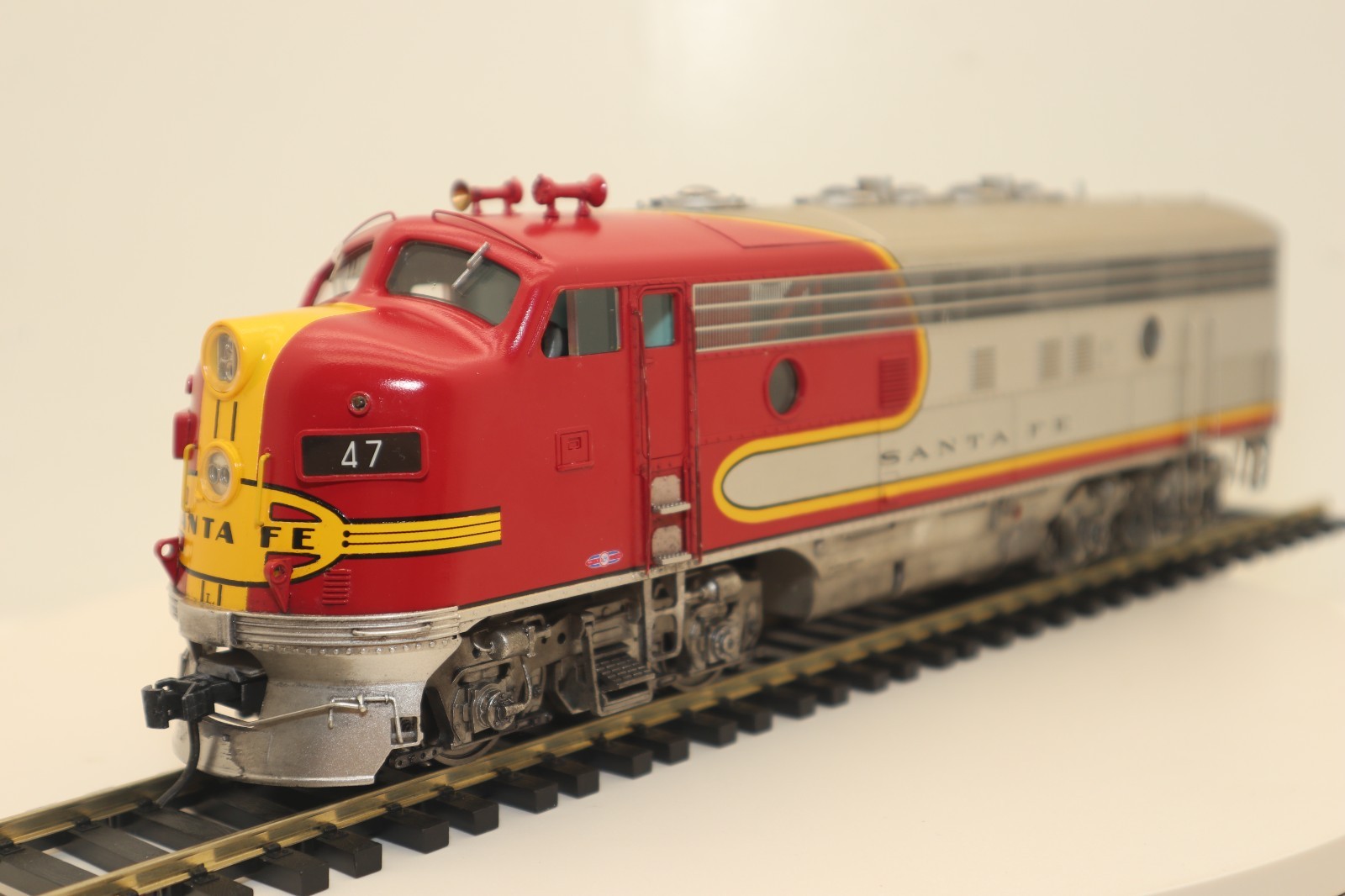 3rd Rail, 2-Rail O, #47, Santa Fe, F-7 POWERED A, QSI/DCC, Run #1, C-7 EX/OB