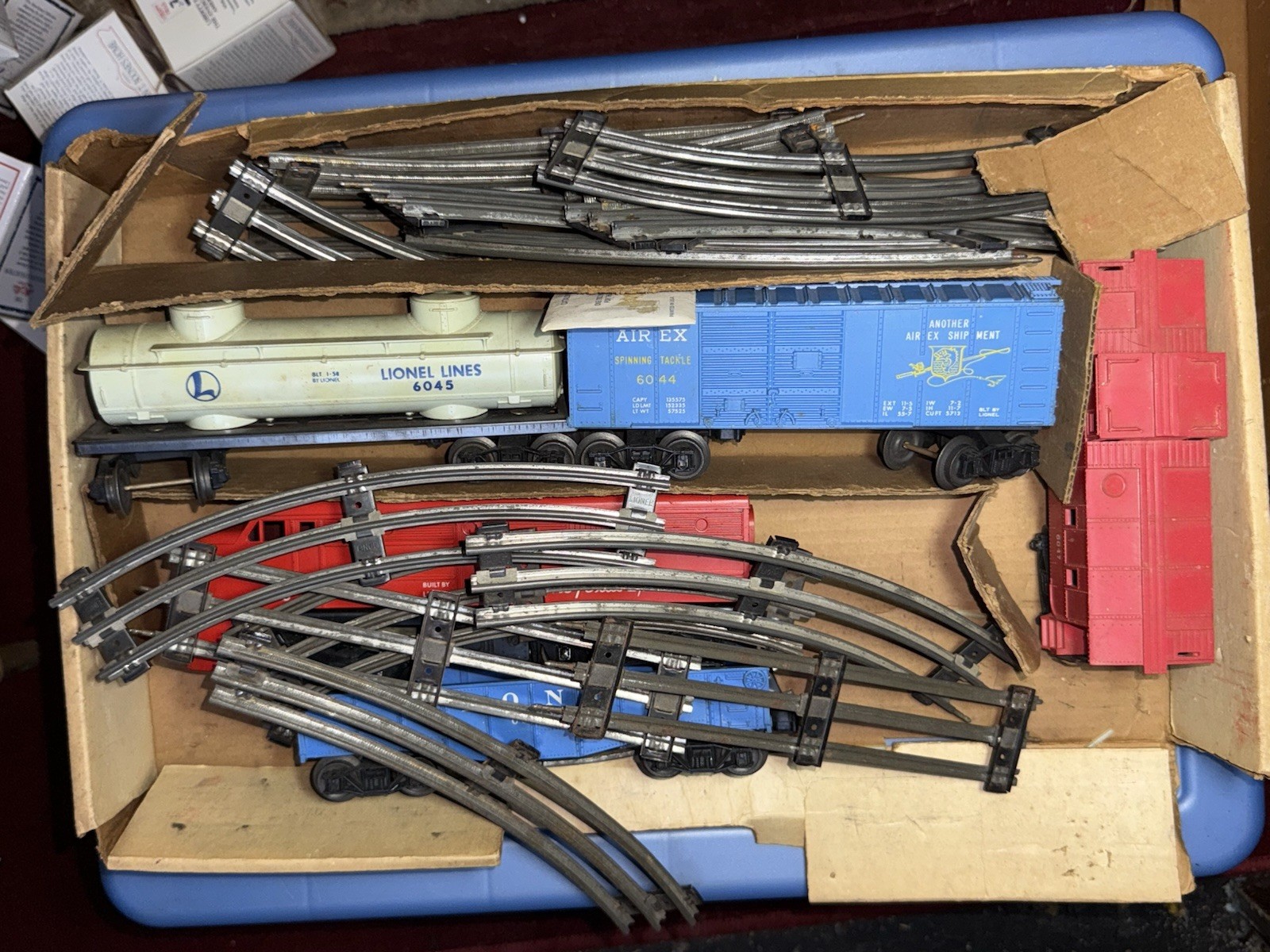 Lionel Mixed Lot #1055 The Texas Special Alco A, Spinning Tackle &O Gauge Tracks