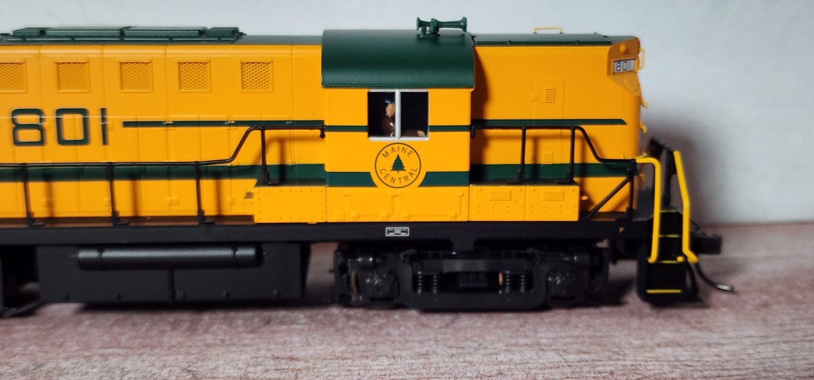Maine Central Railroad #801 ALCO RS-11 Diesel Locomotive Atlas Classic 8839 HO