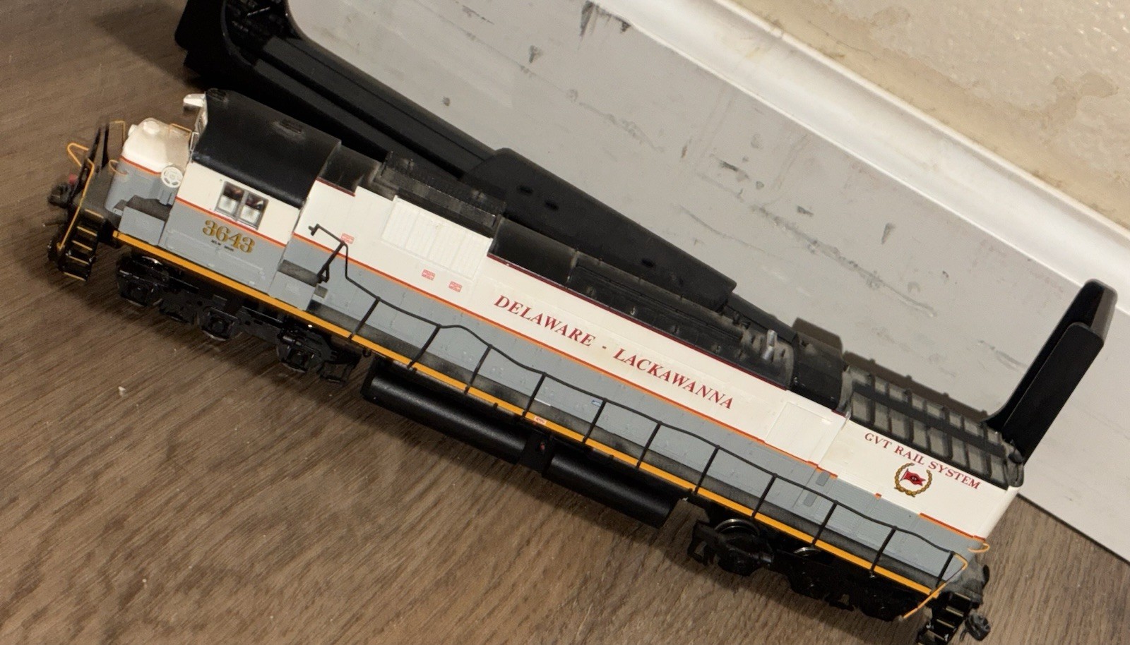 Delaware-Lackawanna #3643 MLW M636 HO Diesel Locomotive DCC Ready & Sound eq