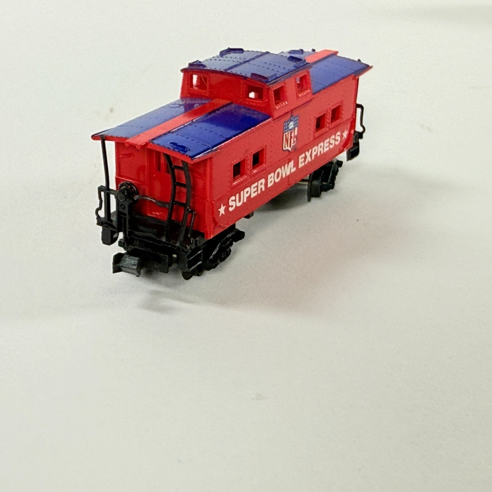 Vintage Life Like N Scale Super Bowl Express F7A Diesel Locomotive Runs Sluggish