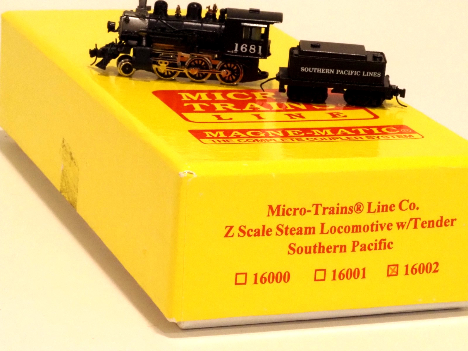Z-scale BRASS 16002 MTL Southern Pacific Mogul M-4 SP Locomotive & Tender