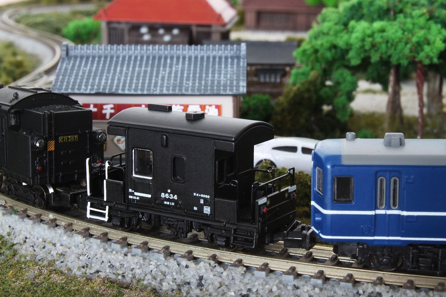 Rokuhan Z Gauge T032-1 YO-8000 Caboose Daiju 2cars set Model Train Japan New