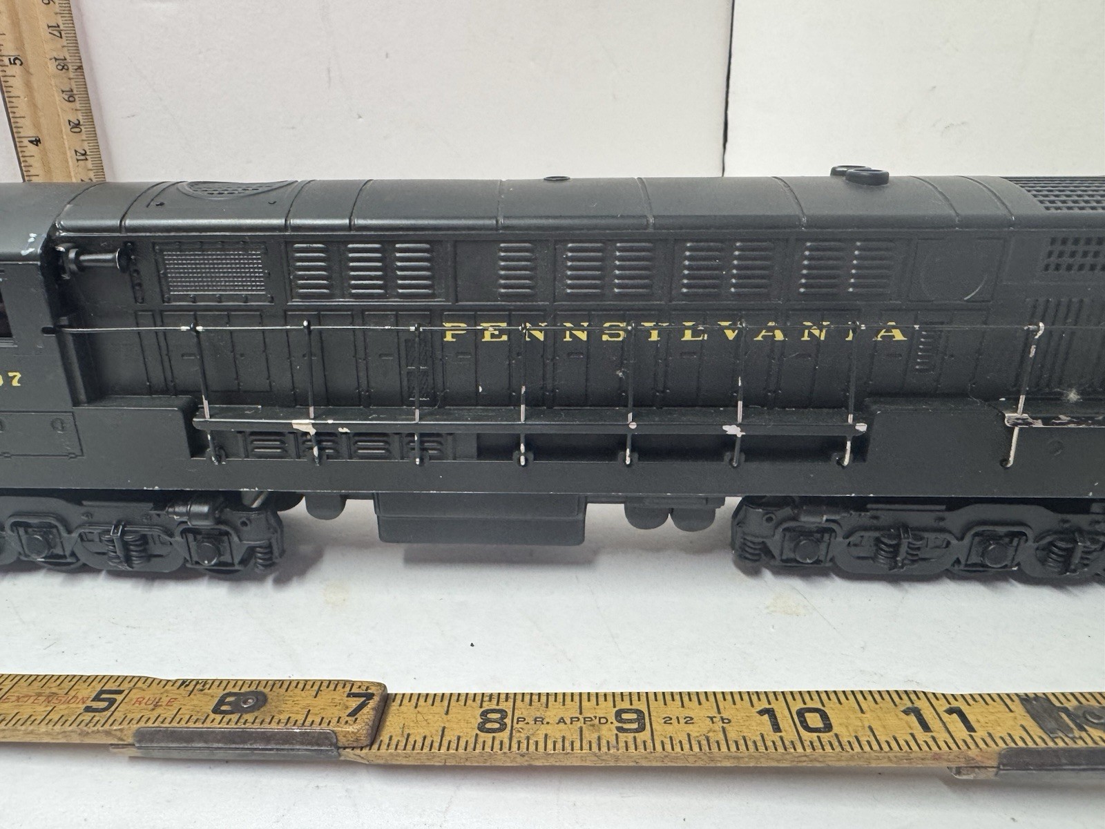 K-Line K2480-8701CC 1/48 PRR FM Trainmaster Diesel Locomotive TMCC