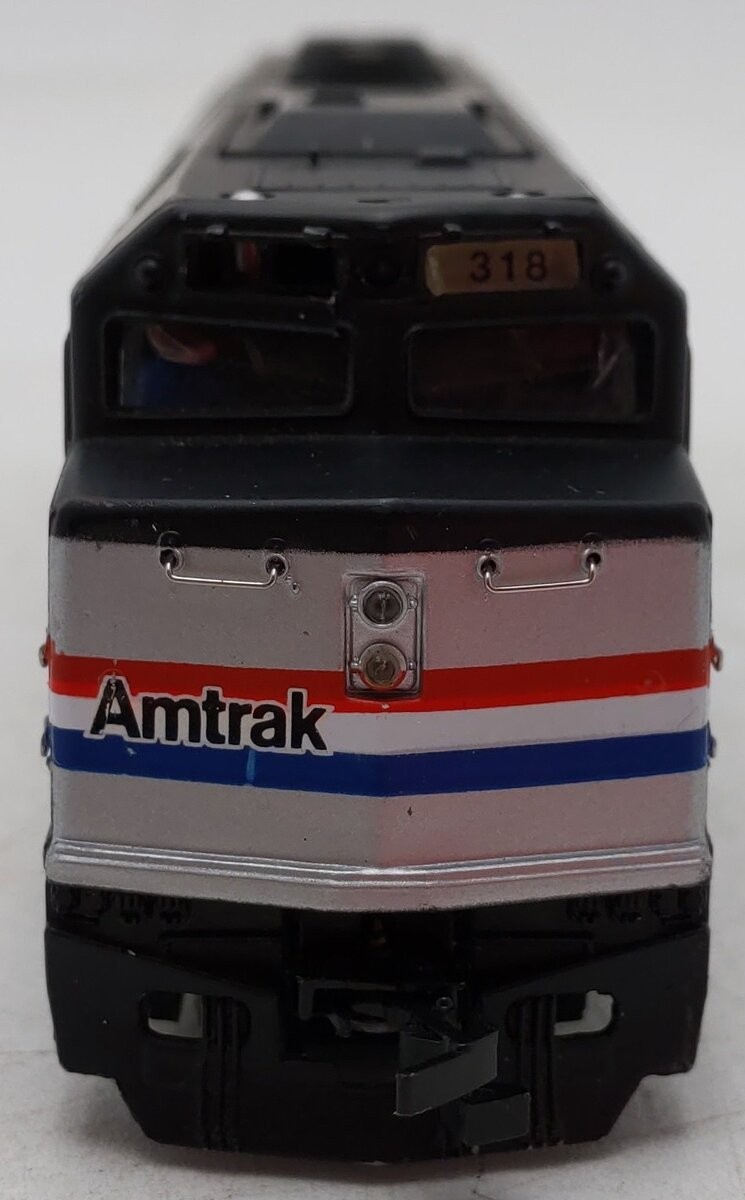 Bachmann 87019 HO Amtrak EMD F40PH Phase III Diesel Locomotive #318 EX