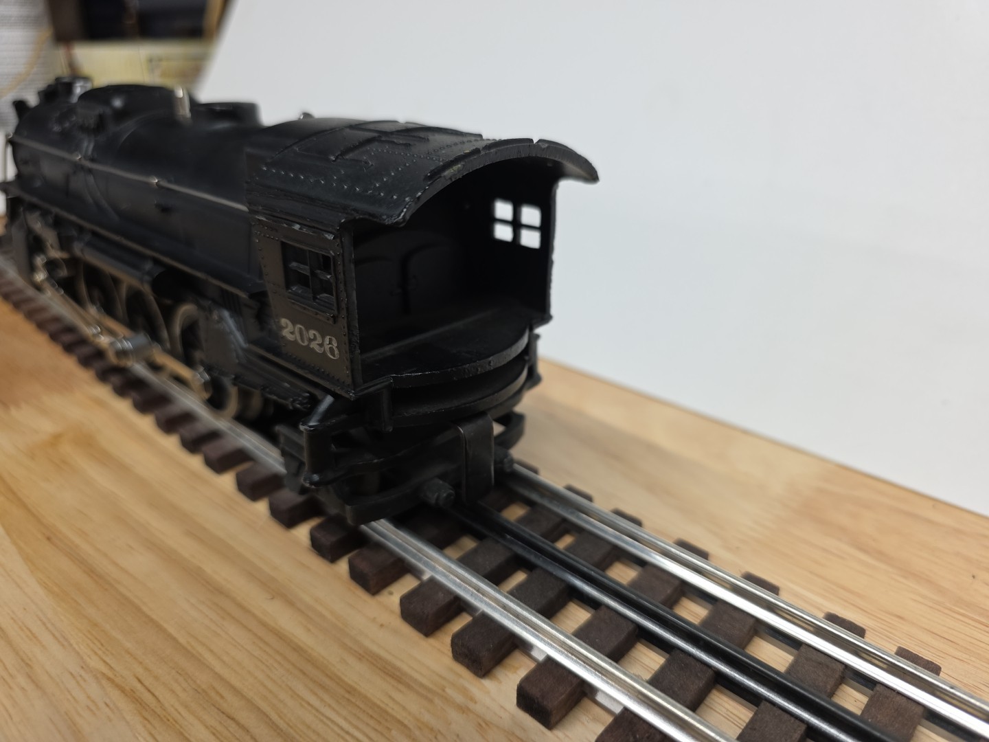 Lionel 2026 Vintage 2-6-2 Die-Cast Steam Locomotive and 6466wx Tender Rebuilt!