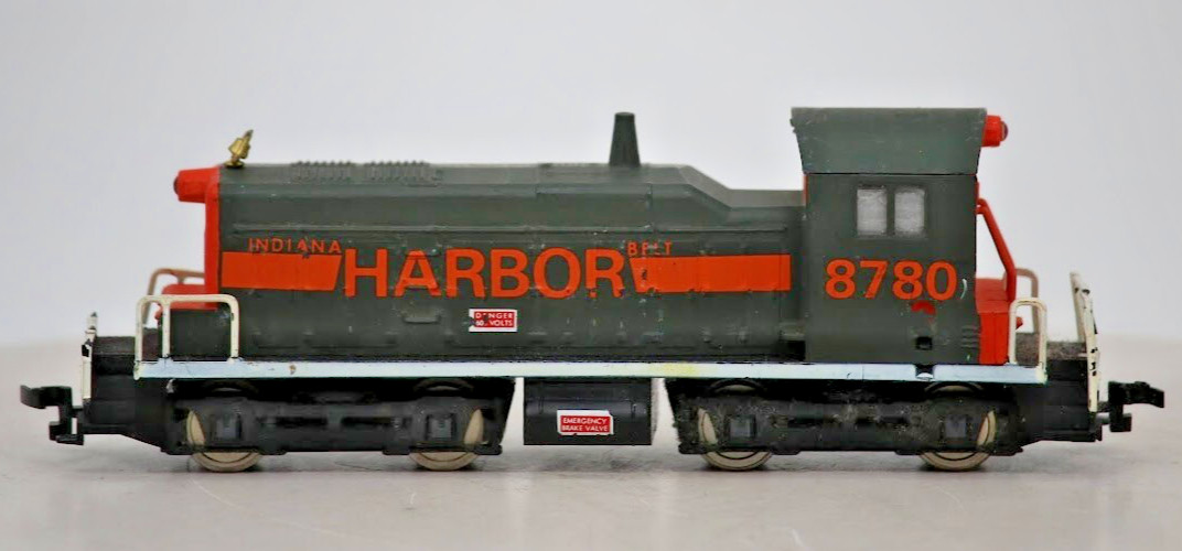 HO Scale Indiana Harbor Belt SW1 AHM Diesel Switcher 8780 Custom Painted 1:87