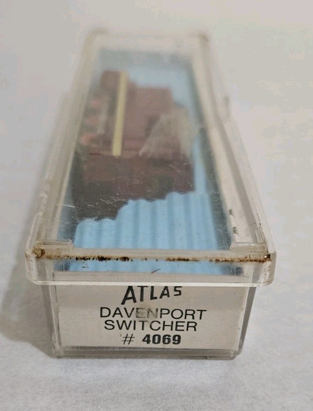 Atlas N Scale 4069 Davenport Dewenport 0-6-0 Switcher Locomotive