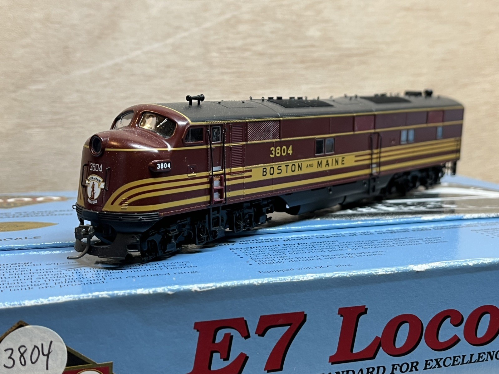 Proto 2000 HO 21056 Boston & Maine E7 #3804 DCC/NO SOUND (A Unit)