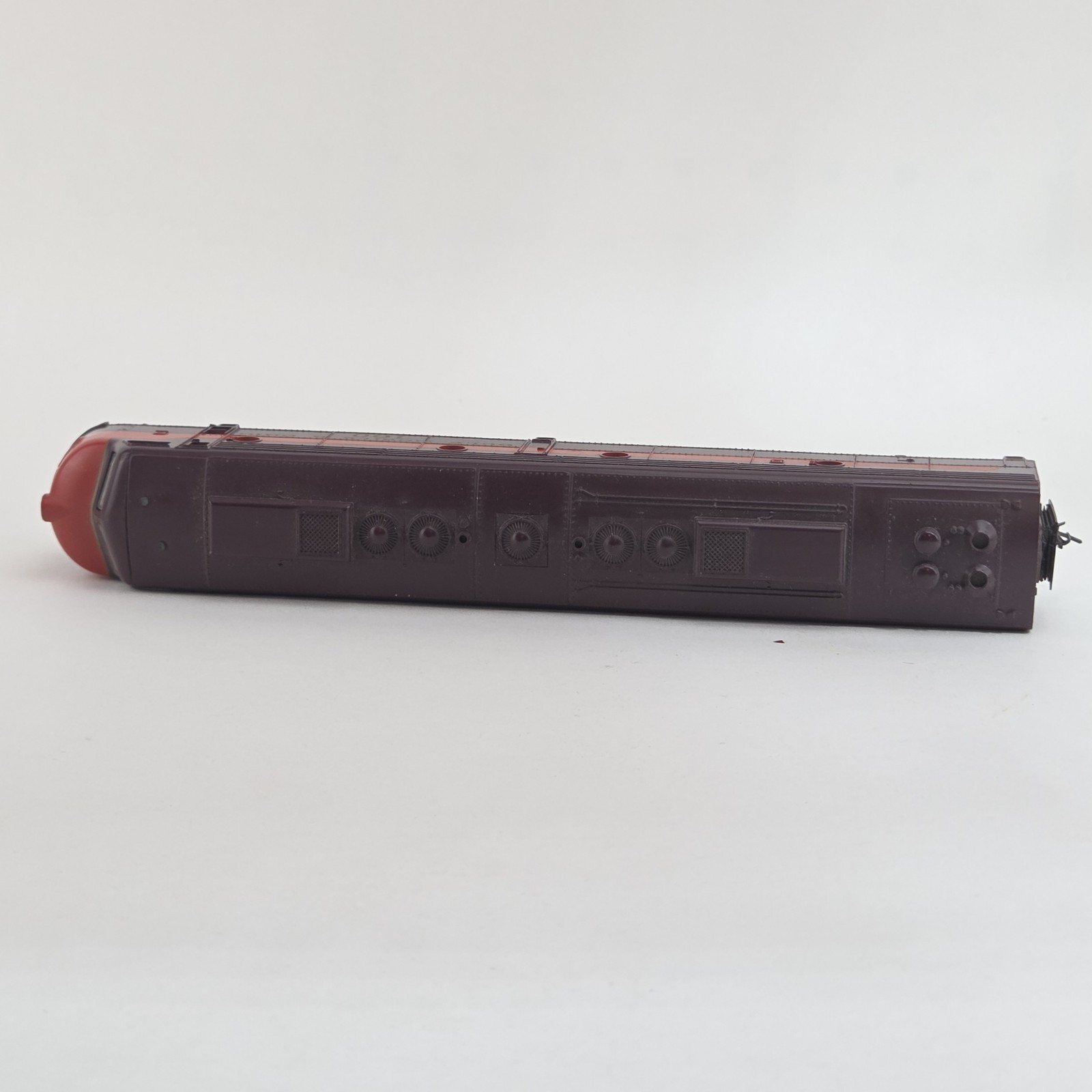 Rivarossi HO Scale Gulf Mobile and Ohio GM&O #100 EMD E8 E9 A-A 2 unit set