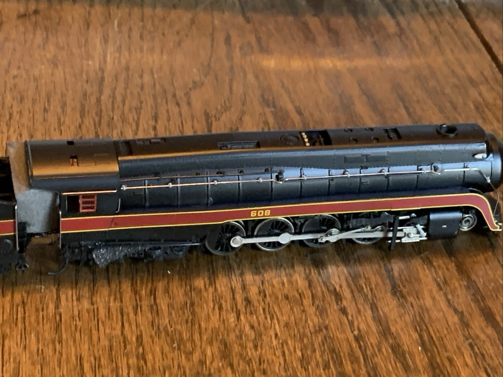 Bachmann Spectrum N 82152 Norfolk Western 4-8-4 Class J Locomotive. Needs Work.