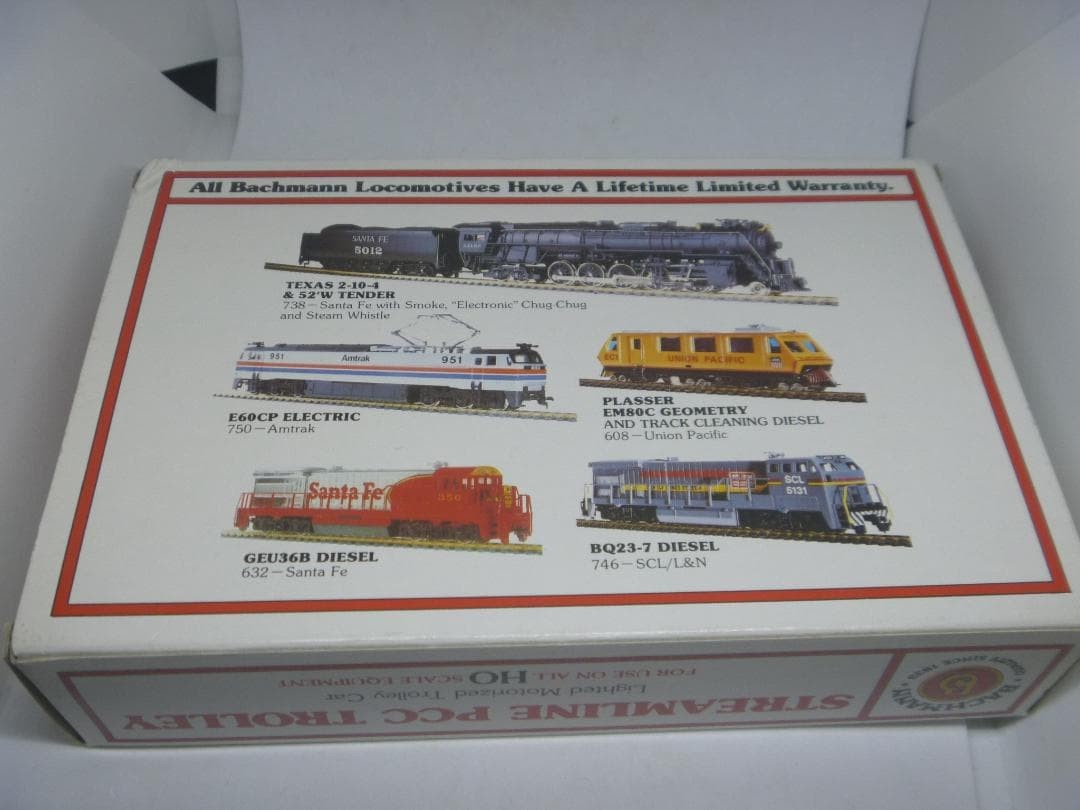 HO gauge PCC car streetcar (Bachmann)
