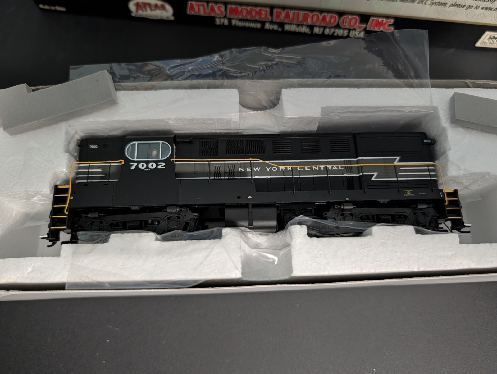 Atlas Master DCC Equipped HO #9512 H16-44 Locomotive New York Central NYC #7002