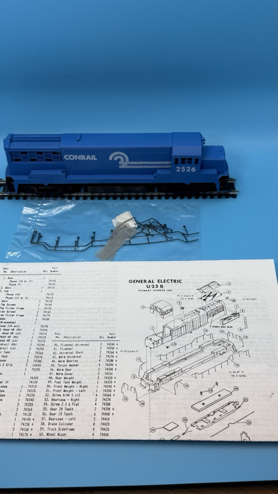 HO Scale Stewart Hobbies Conrail U25B Phase II 2526 Kato Drive Runs Smooth