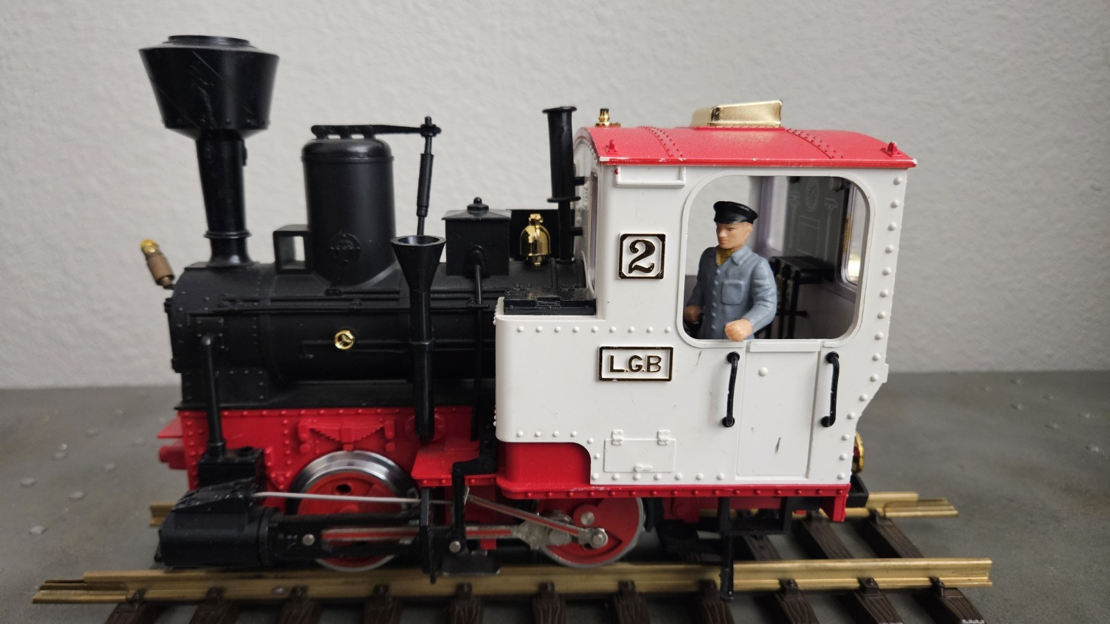 LGB 2020D WHITE 0-4-0 STEAM ENGINE Tested Runs Perfectly See Pics And Video