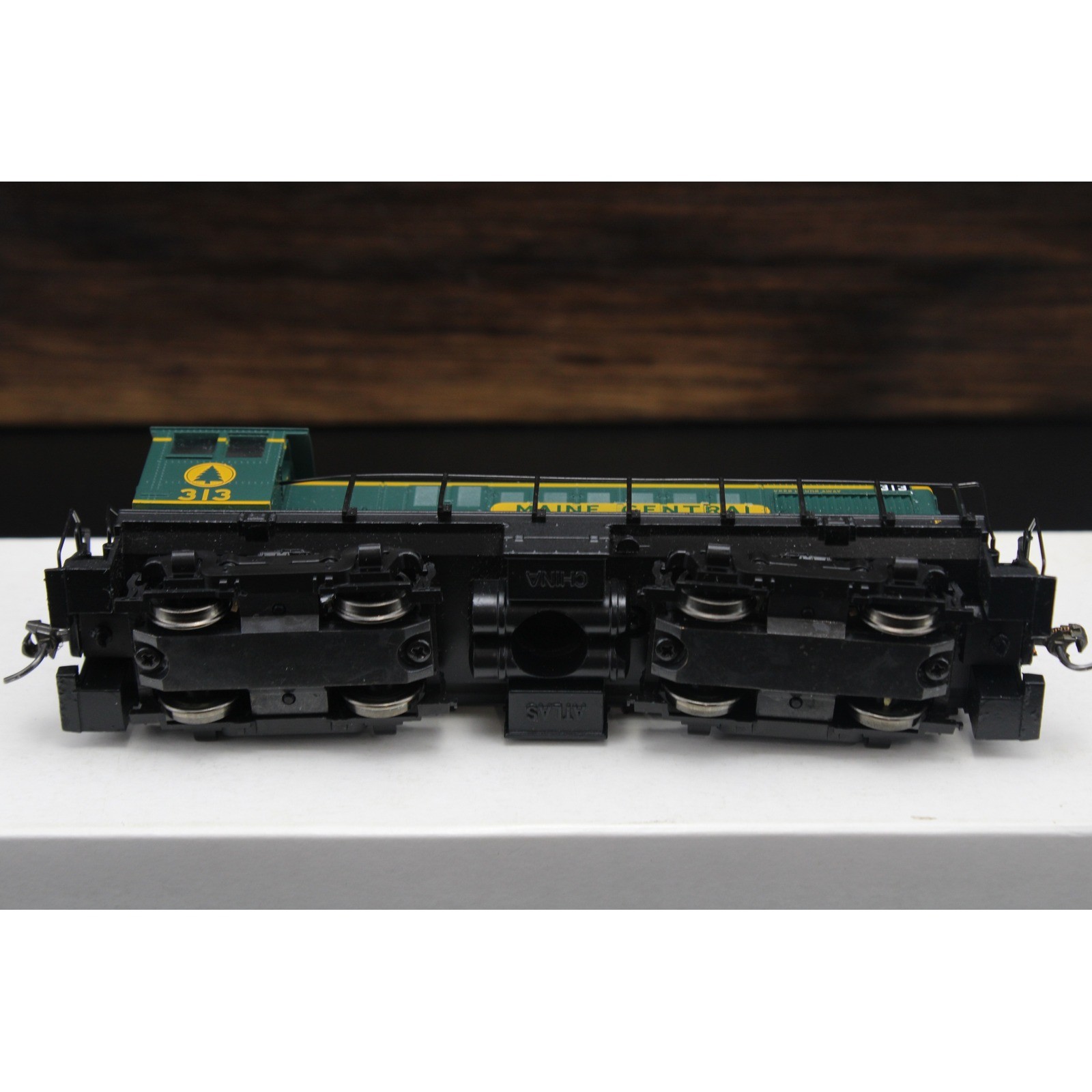 Atlas HO Scale Alco S-4 Diesel Switcher Maine Central 313 Locomotive 8753 Boxed