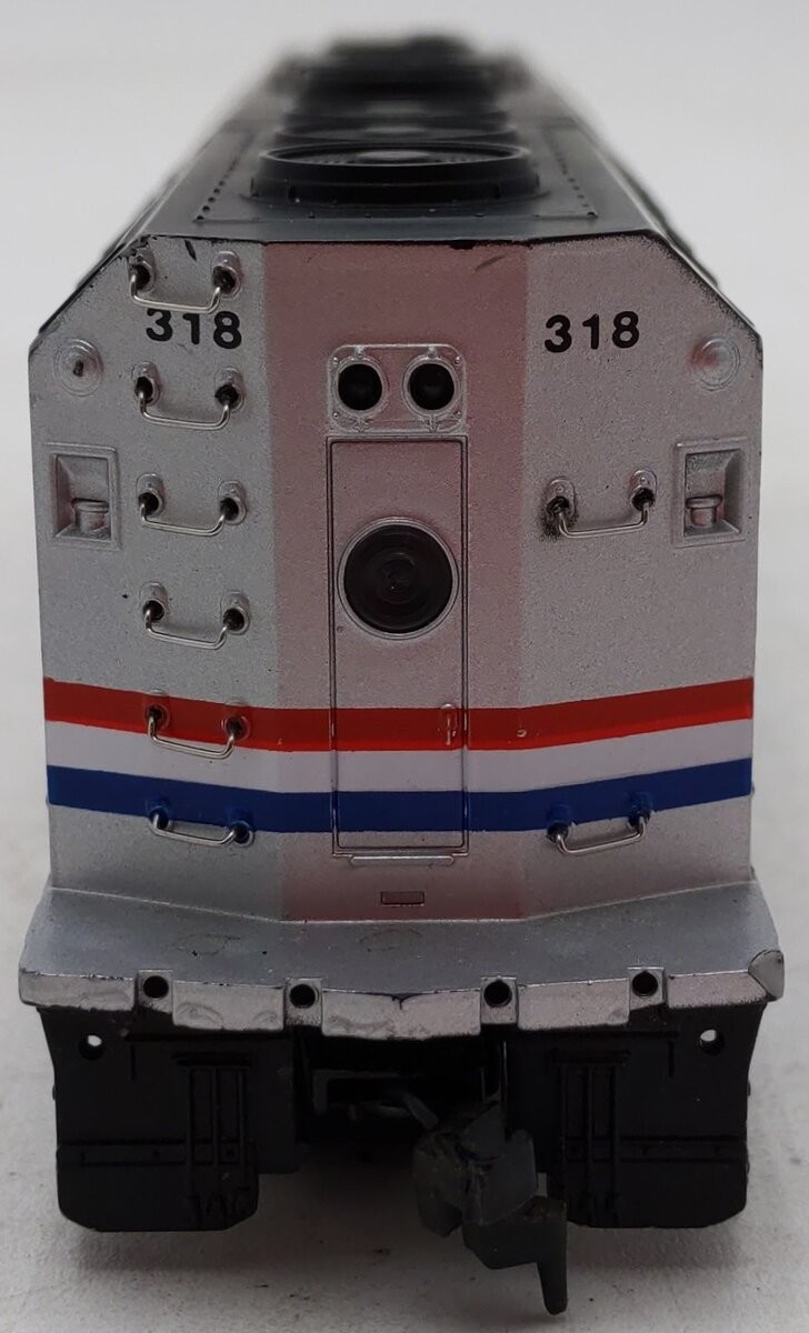 Bachmann 87019 HO Amtrak EMD F40PH Phase III Diesel Locomotive #318 EX