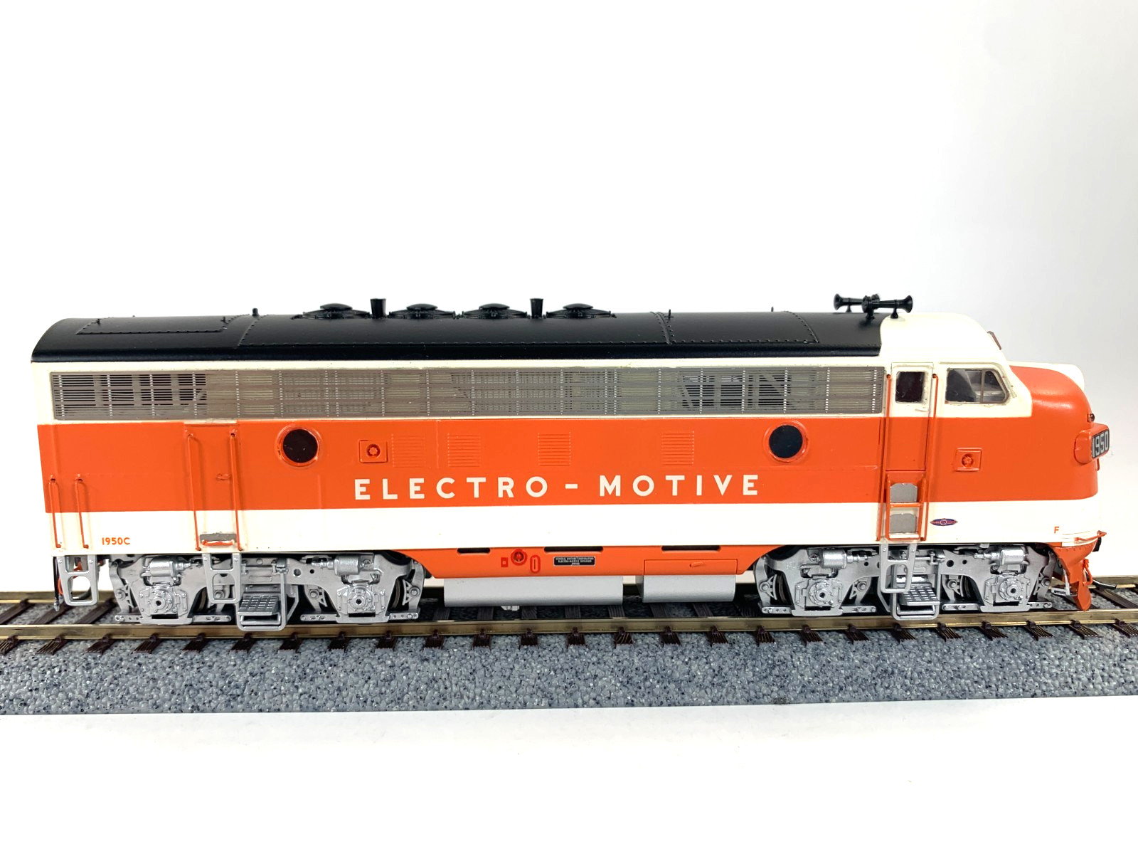Athearn Genesis HO G22842 EMD Demonstrator F7A Diesel 1950A- DCC/ Sound