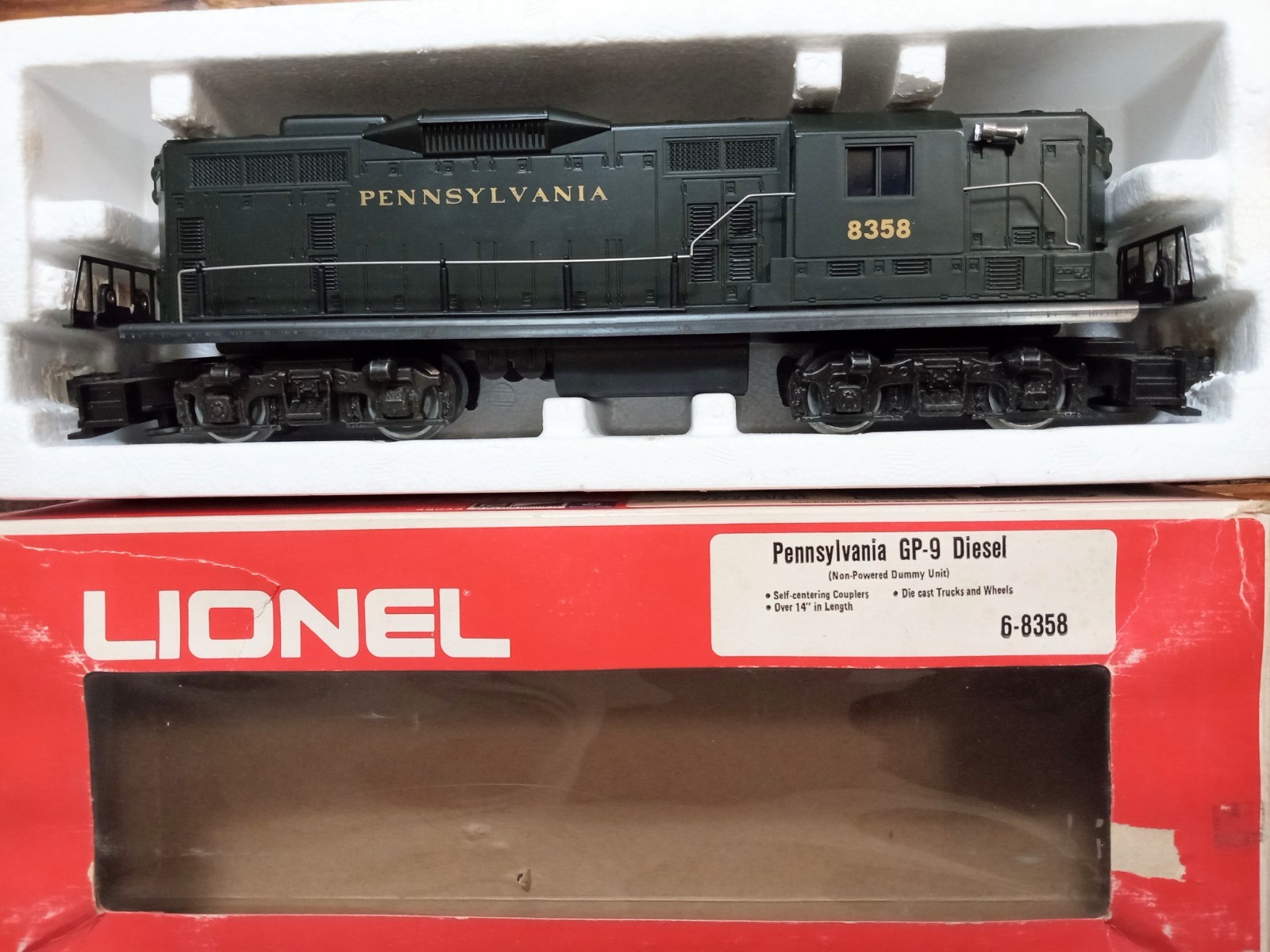 Lionel 0/27 Pennsylvania RR GP-9 Dummy Locomotive 6-8358 Near Mint w Box 1970s