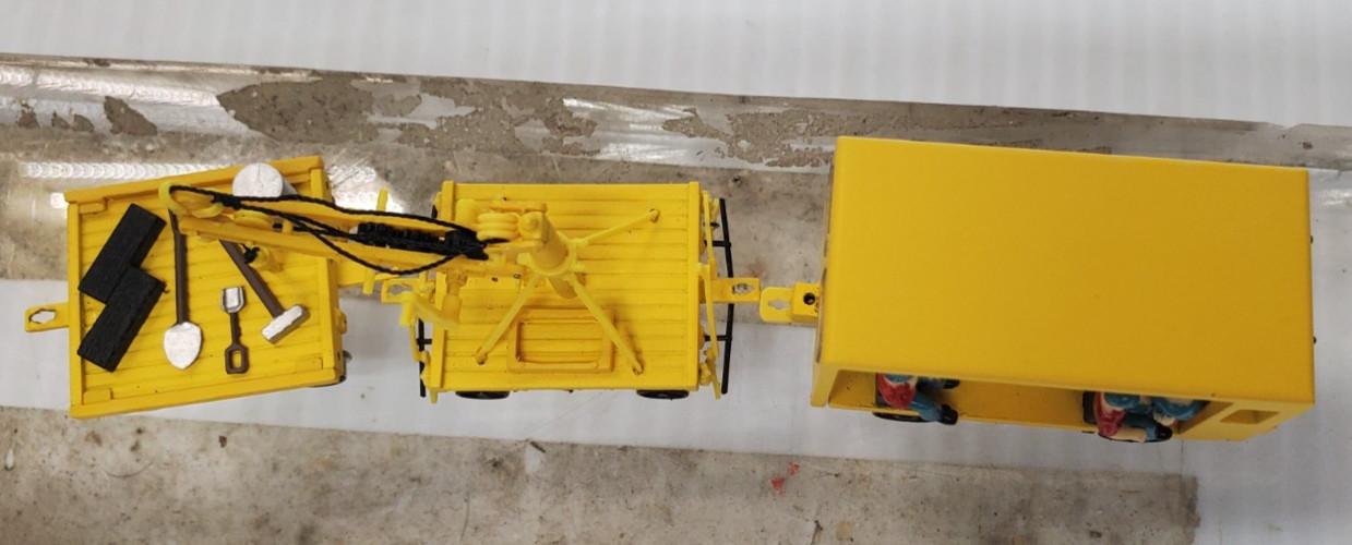 Bachmann 16946 HO Speeder w/work Crane & Car (see description)