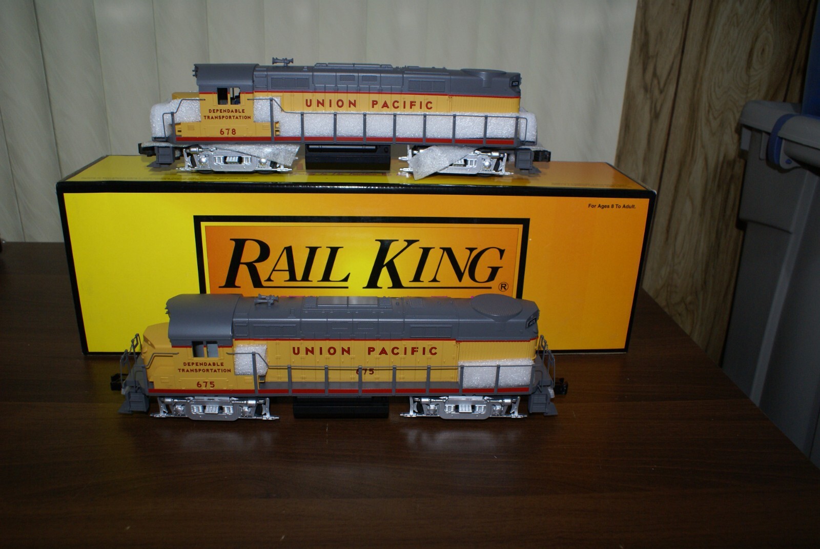 NEW UNION PACIFIC RS-27 PAIR PROTO 2 30-2251-1 , 30-2251-3 NEW BATTERY TESTED