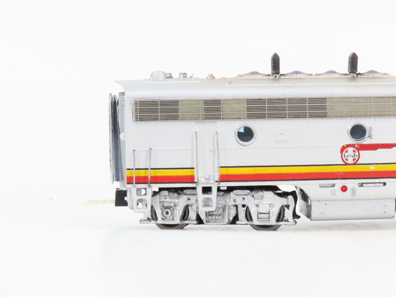 HO Athearn ATSF “Warbonnet” EMD F7A/B/B/A 4-Unit Diesel Set – Custom & Weathered