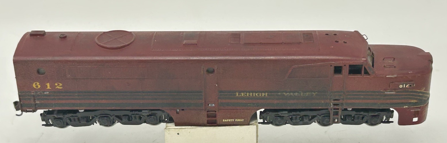 Athearn PA-1 Diesel Locomotive, Lehigh Valley Red #612 Super Detailed, HO Scale