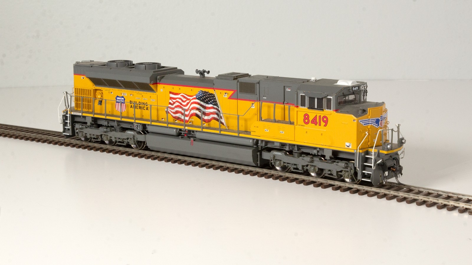 HO Scale Athearn Genesis Union Pacific SD70ACe DCC No Sound USED