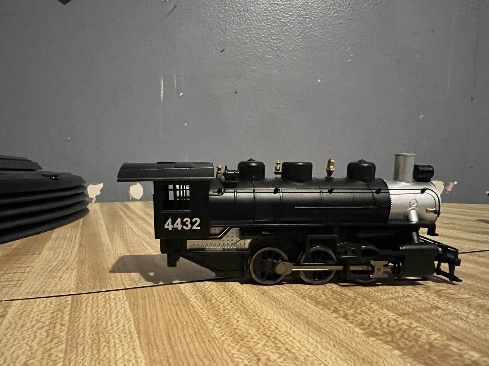 Bachmann HO Scale Train Union Pacific #4432 Locomotive with Tender Car Part Lot