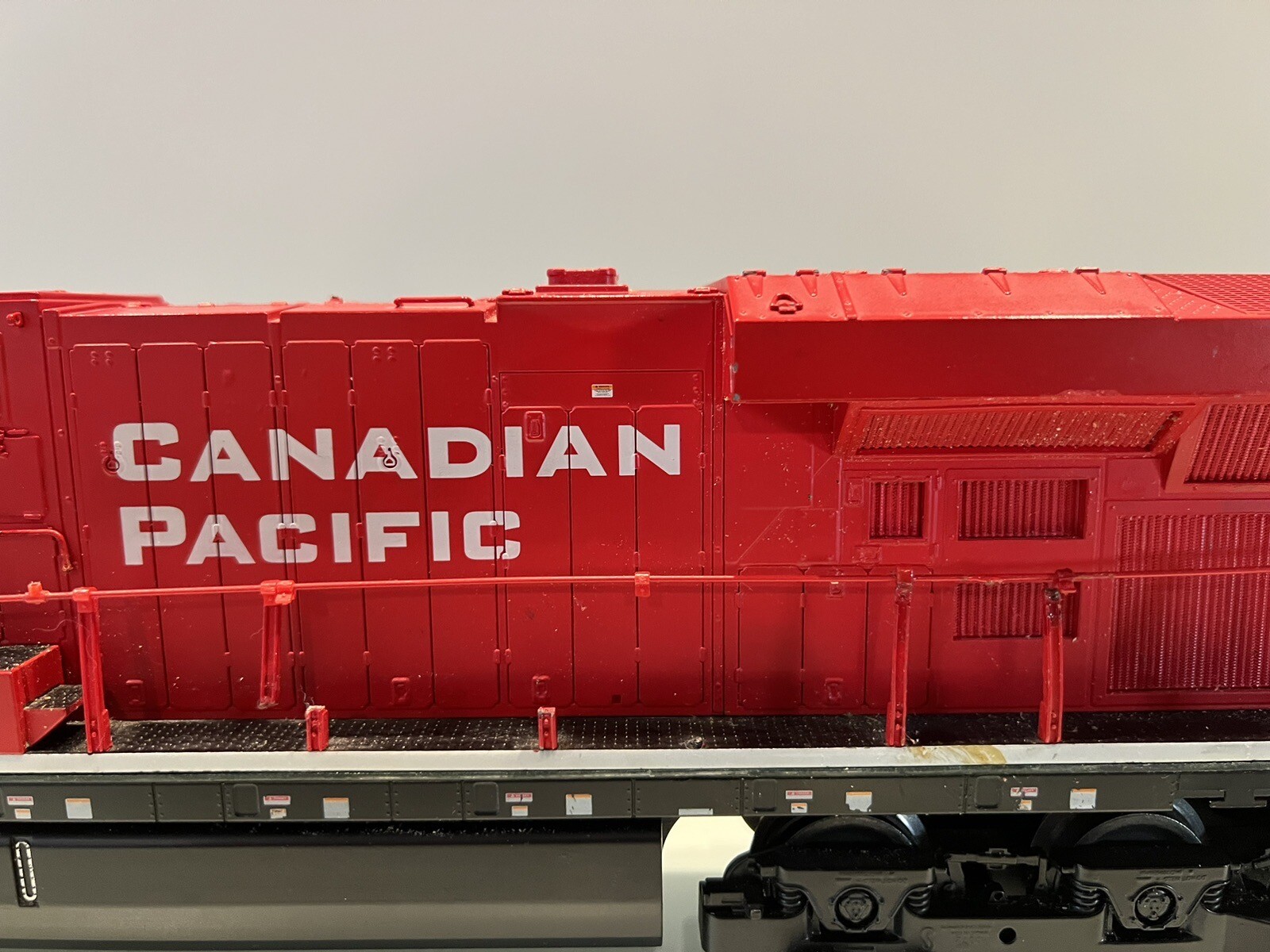 LIONEL LEGACY 2133351 CP/Canadian Pacific SD70ACe Diesel Engine w/Box O-Gauge
