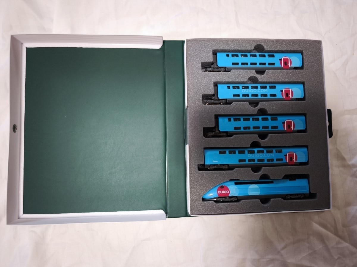 KATO 10-1763 TGV Ouigo 10-Car Set