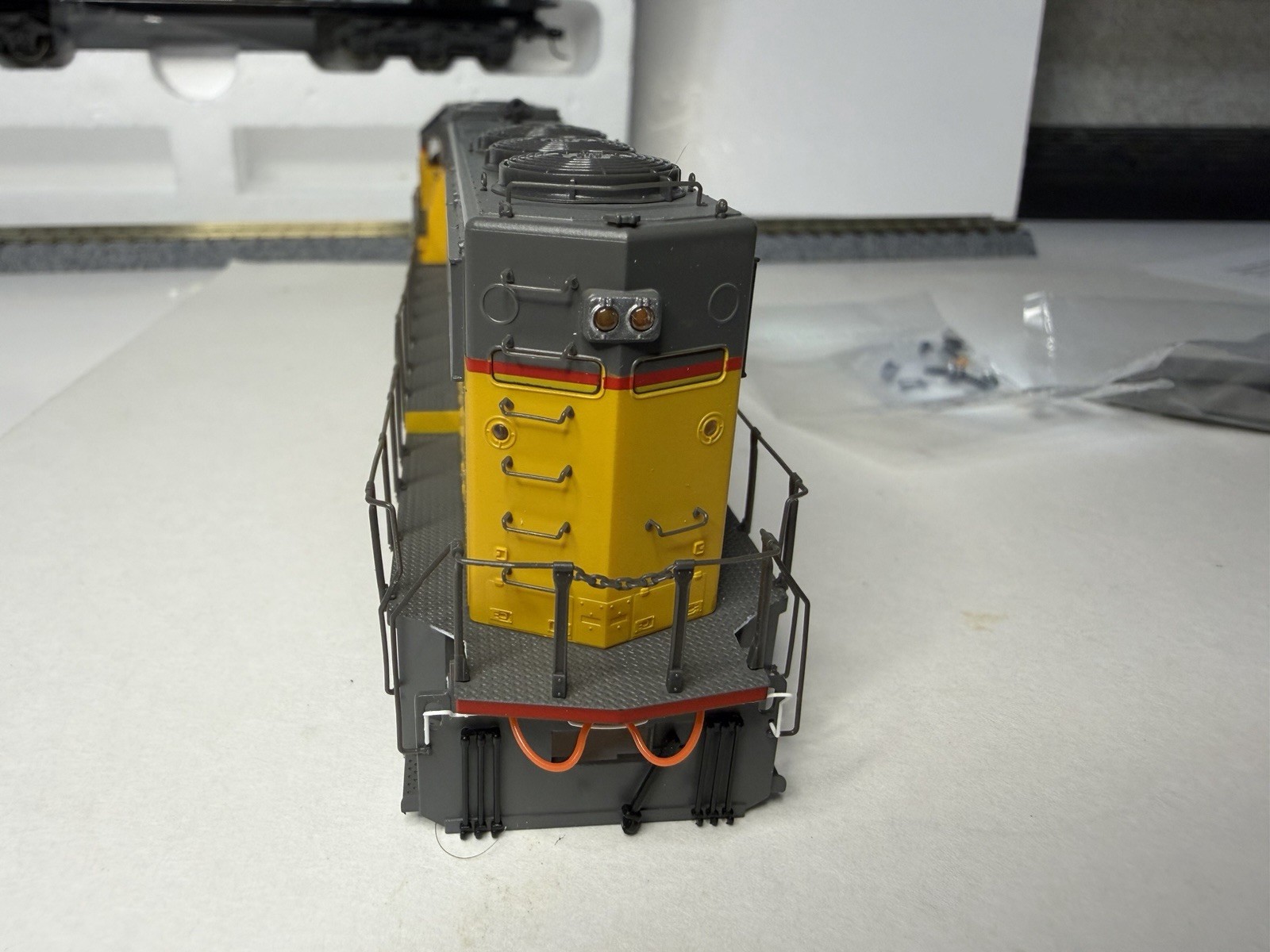 Proto 2000 EMD SD60 Union Pacific UP 6044 – DCC Ready NIB Tested