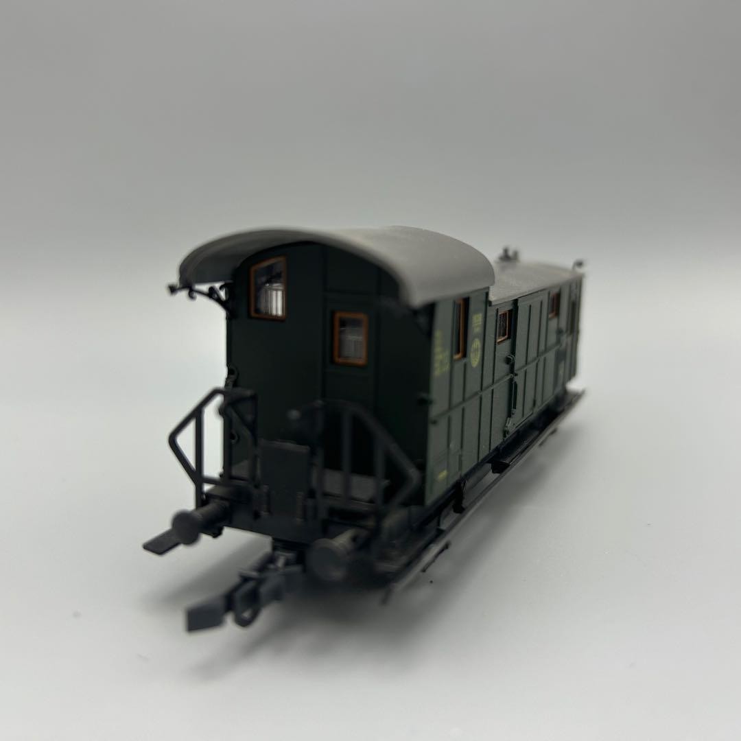 ROCO HO gauge freight train caboose 4205