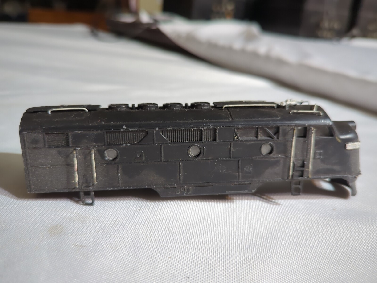 HTF Ho Gauge Heavy Brass Or Steel Santa Fe Locomotive Shell & B Unit