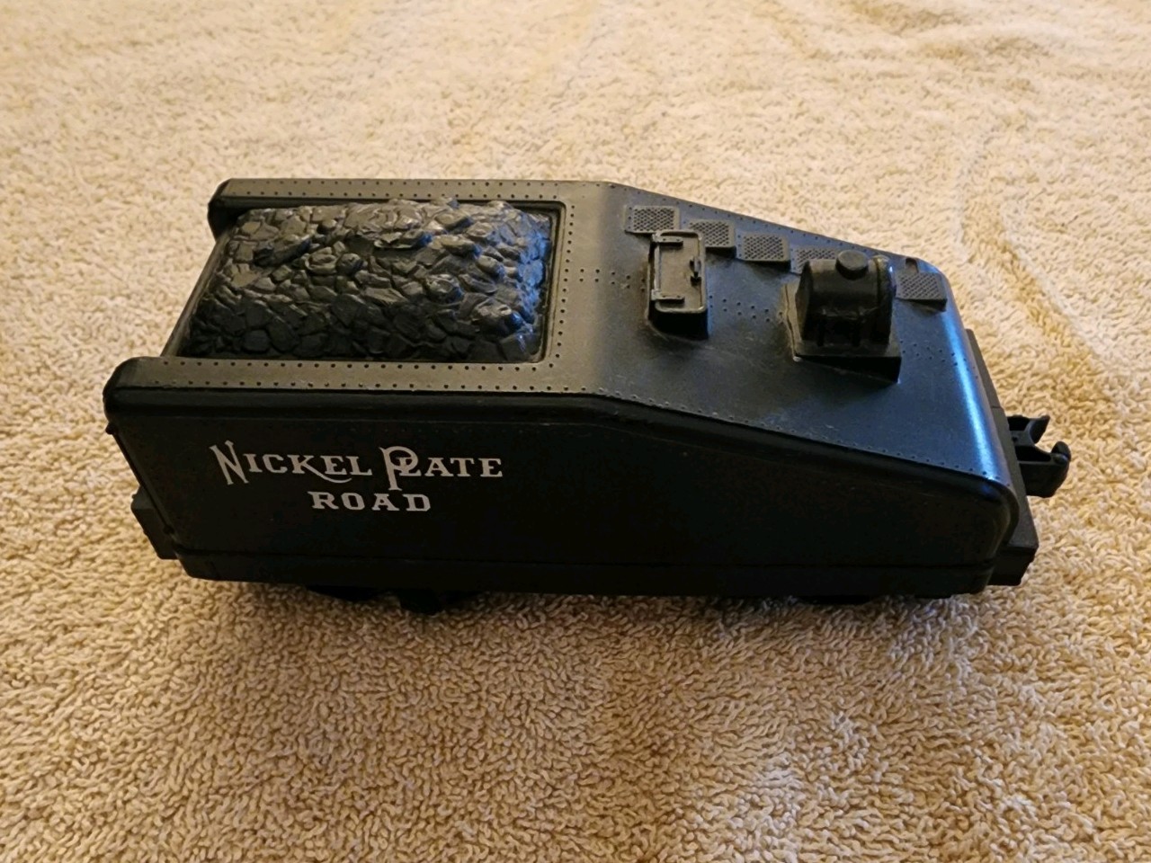 Lionel 8040 Locomotive And Nickel Plate Road Tender O Gauge
