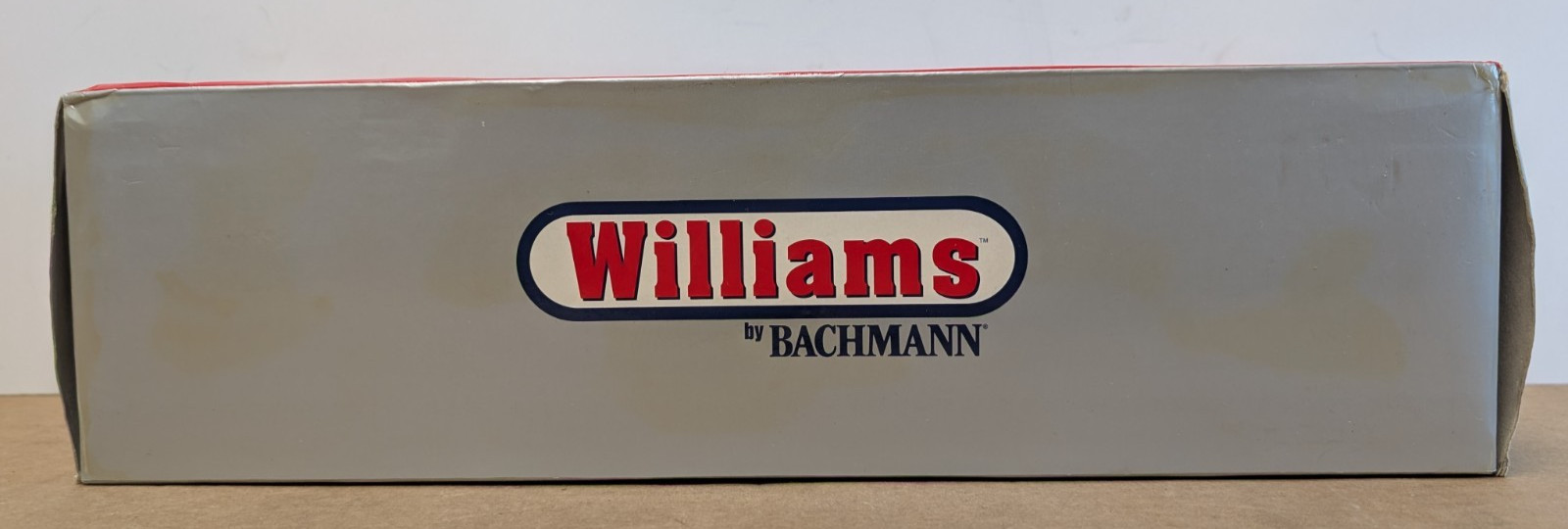 Williams 21431 O Gauge Great Northern GP-9 Powered Locomotive – NEW IN BOX!