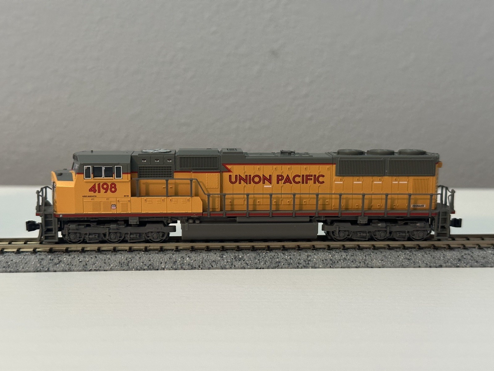 Union Pacific SD70M Lot – KATO N Scale Flat Radiator Diesel Locomotives Rare