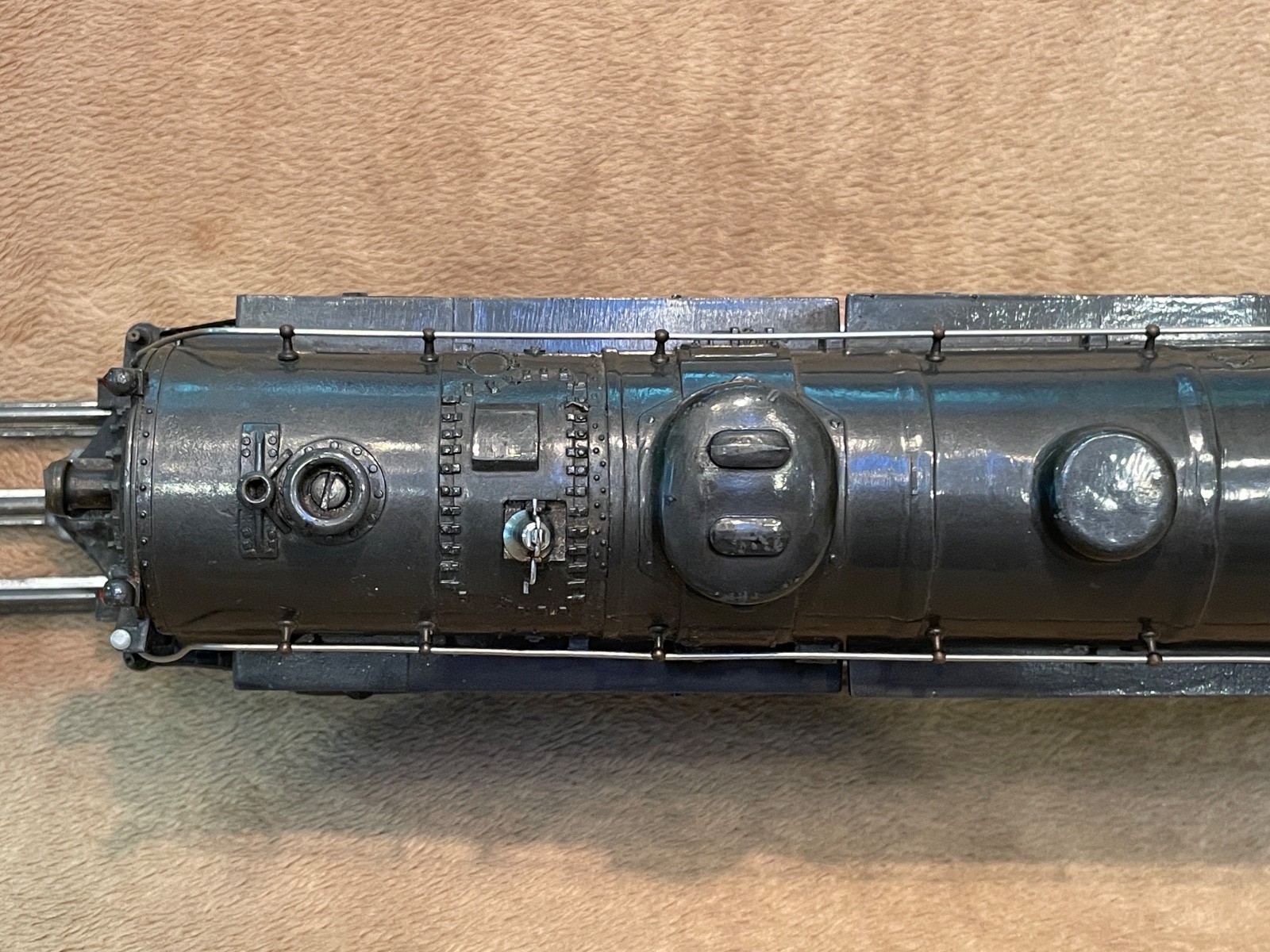 Lionel prewar 763-E Hudson locomotive with 2263W Tender. Spectacular, runs well