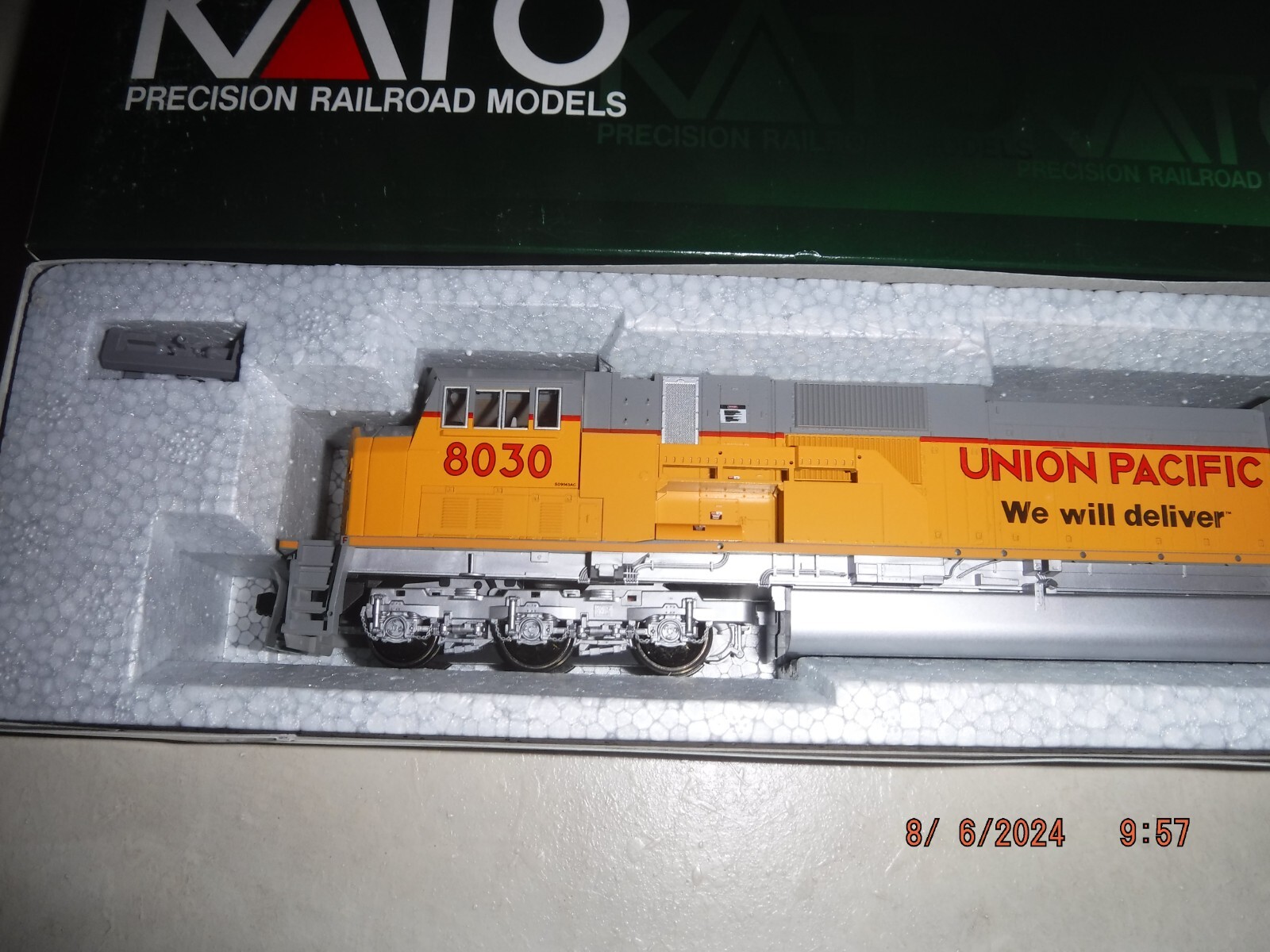 KATO HO EMD SD90/43MAC UNION PACIFIC (WE WILL DELIVER) DIESEL LOCOMOTIVE – NEW!