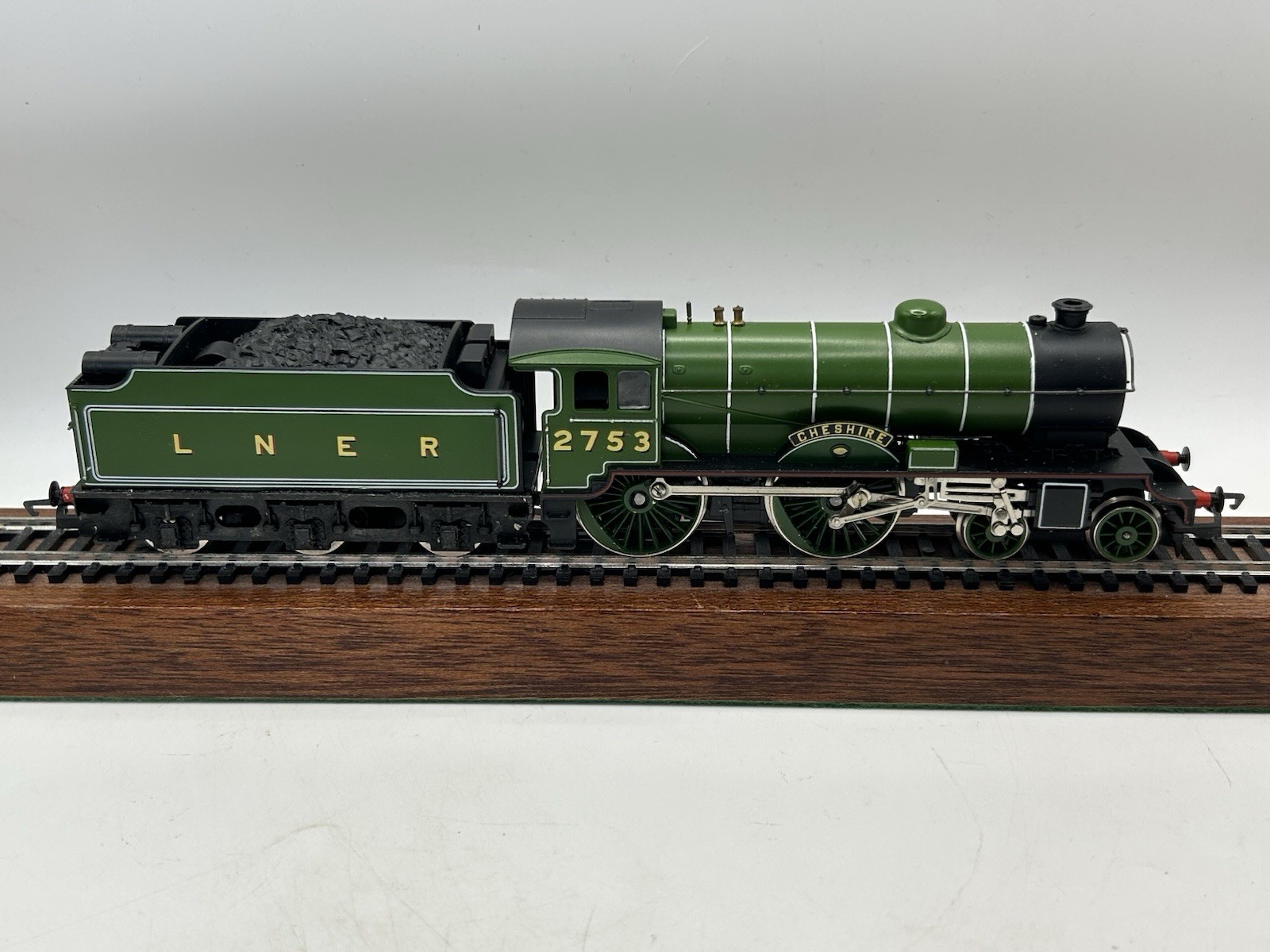 OO Hornby R378 LNER Class D49/1 4-4-0 Steam Locomotive ‘Cheshire’ – (EX BOXED)