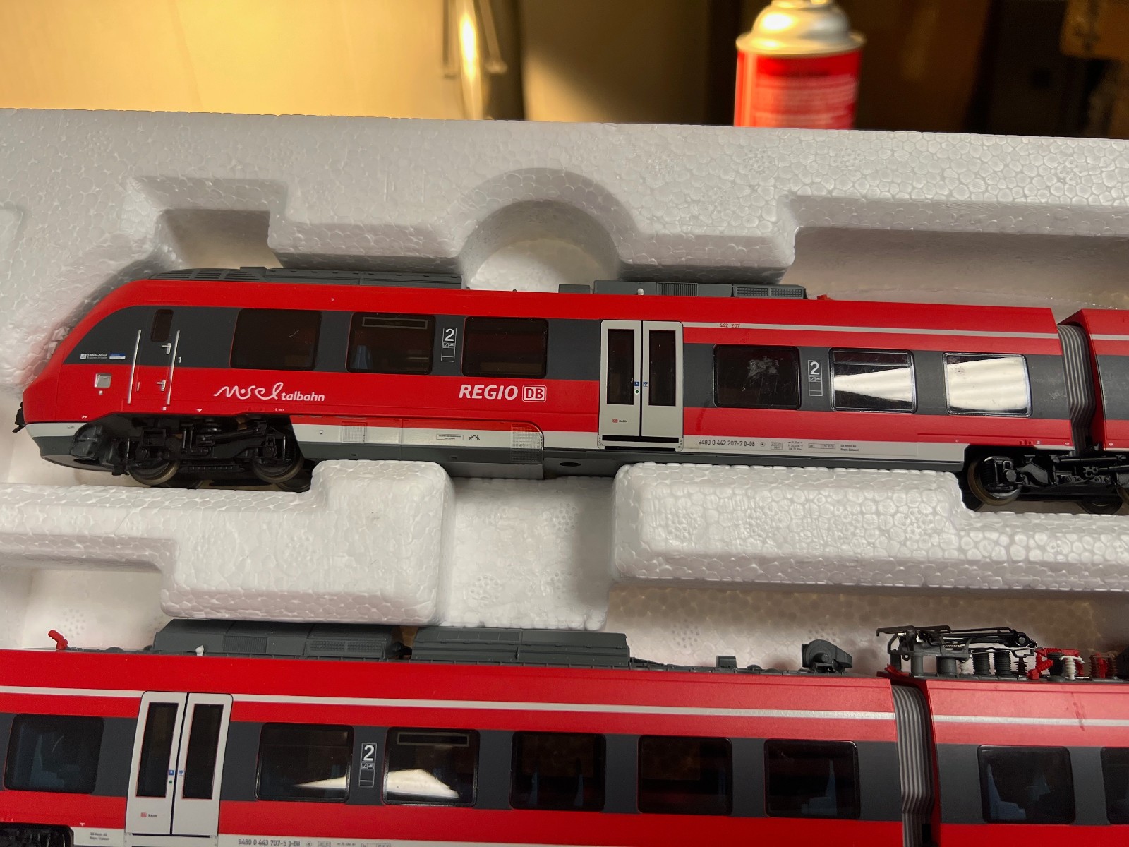 SET Piko 59500 HO Scale Piko electric railcar series 442, db, ag DC runs nicely.