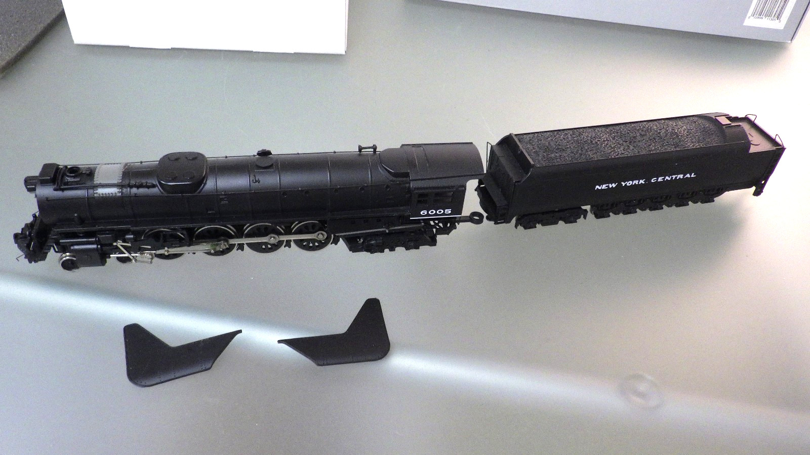HO-Bachmann Plus #11305 NIAGARA 4-8-4 Locomotive & Tender NYC New York Central